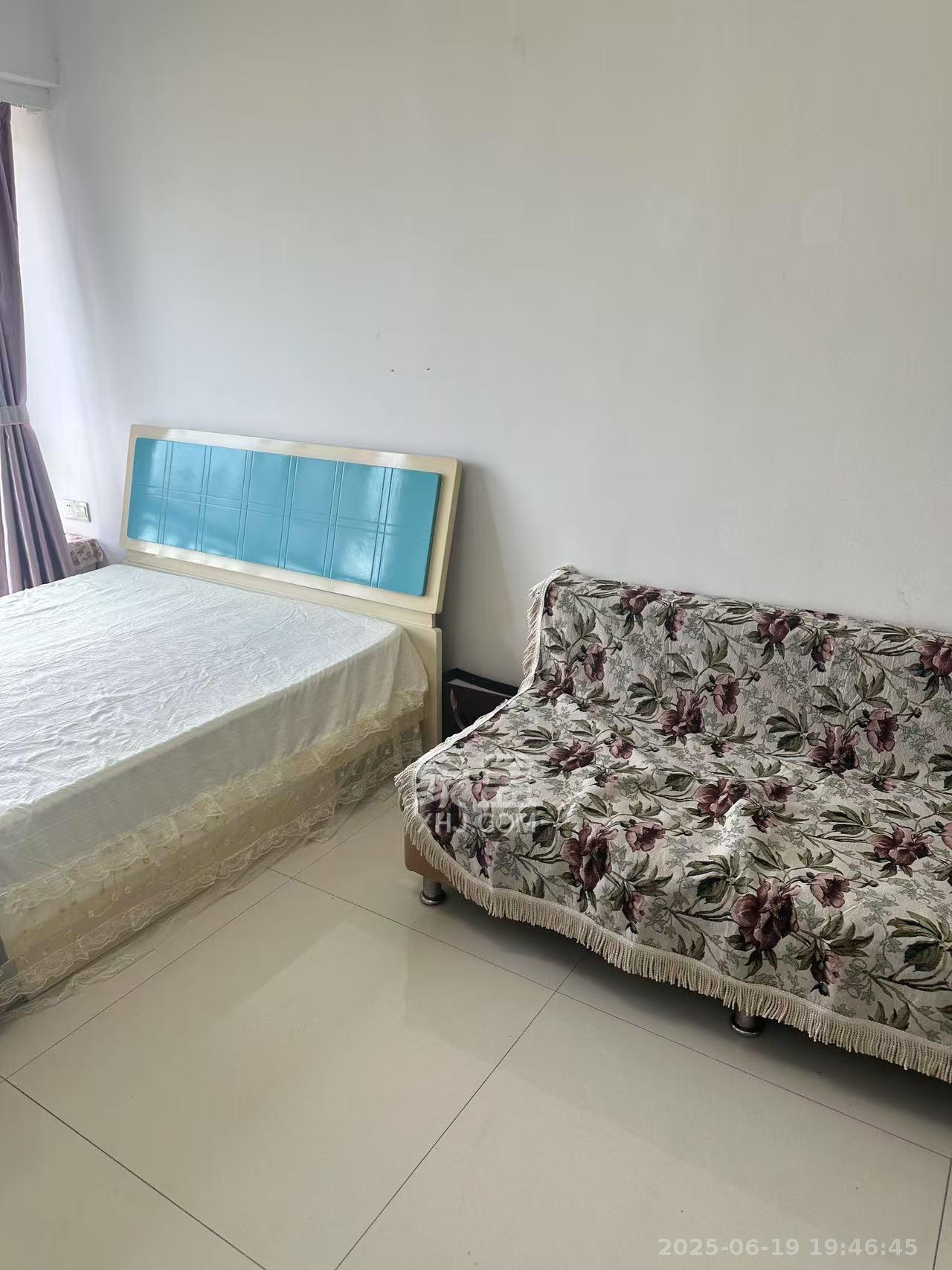 东上一品  1室1厅1卫   1200.00元/月室内图