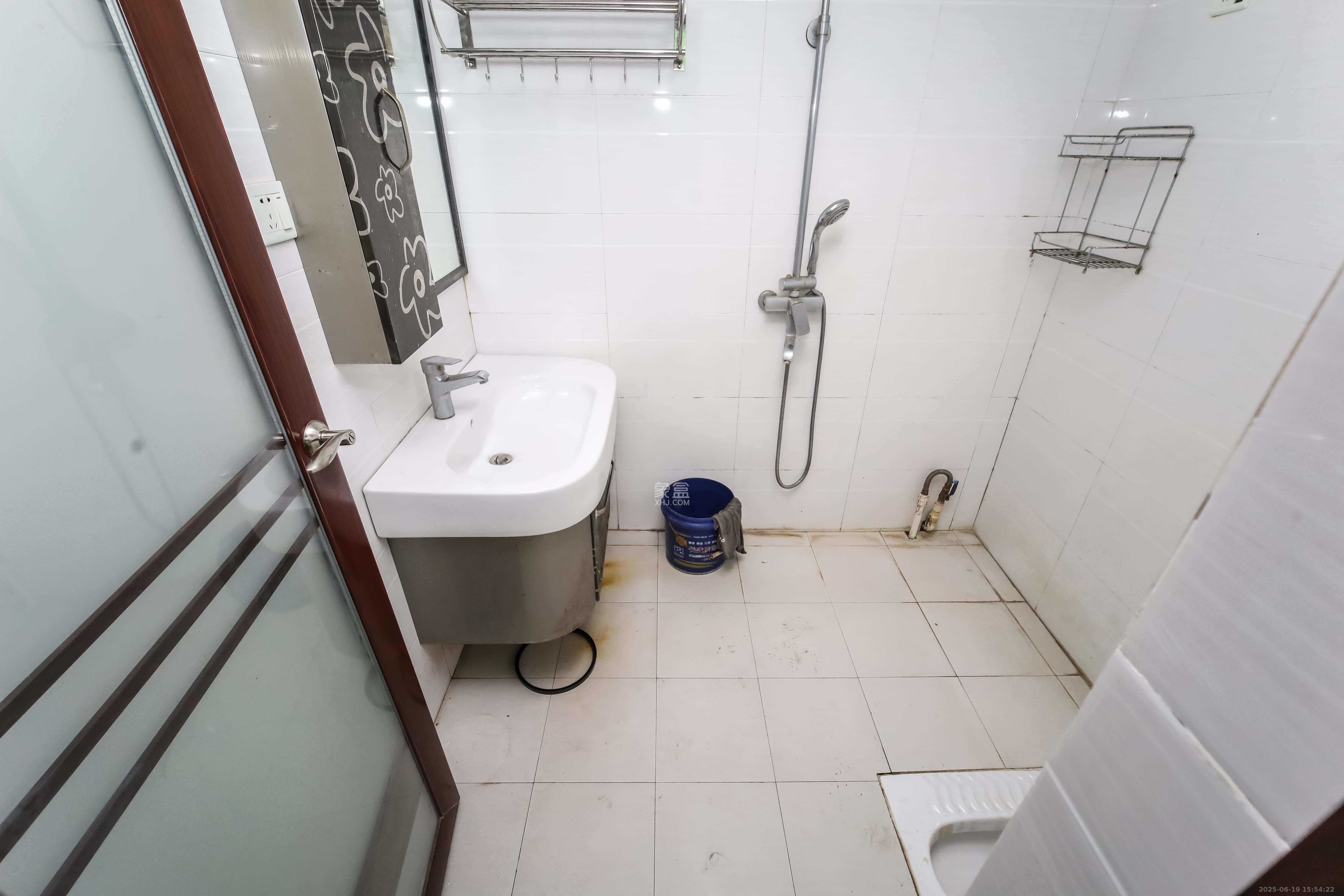 马王堆陶瓷建材新城 2室2厅1卫 51.8万 马王堆陶瓷建材新城 2室2厅1卫 51.8万卫生间