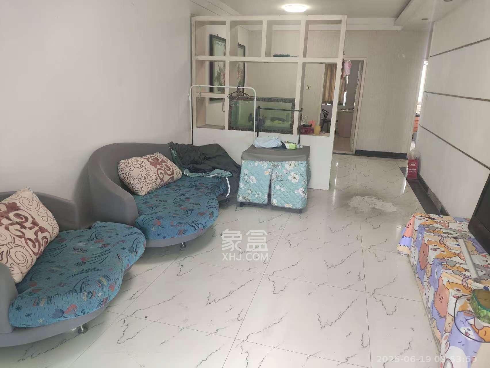 湘凯综合楼 1室0厅0卫 1600.0元/月 湘凯综合楼 1室0厅0卫 1600.0元/月室内图