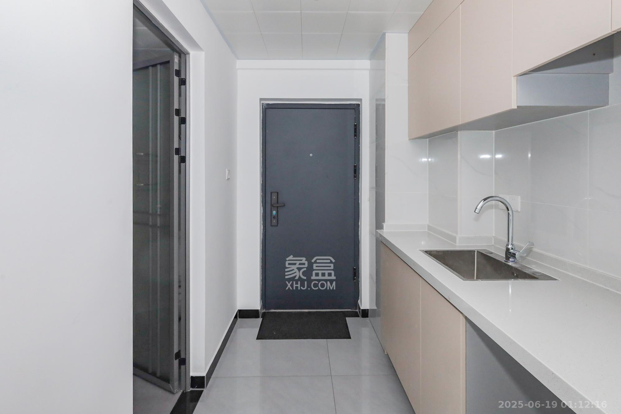 协信星澜汇  1室0厅0卫    24.8万 协信星澜汇  1室0厅0卫    24.8万其他