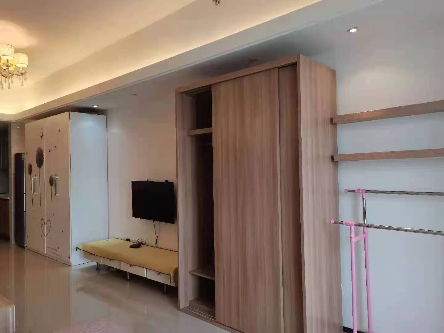 恒大外滩  1室1厅1卫   2100.00元/月室内图