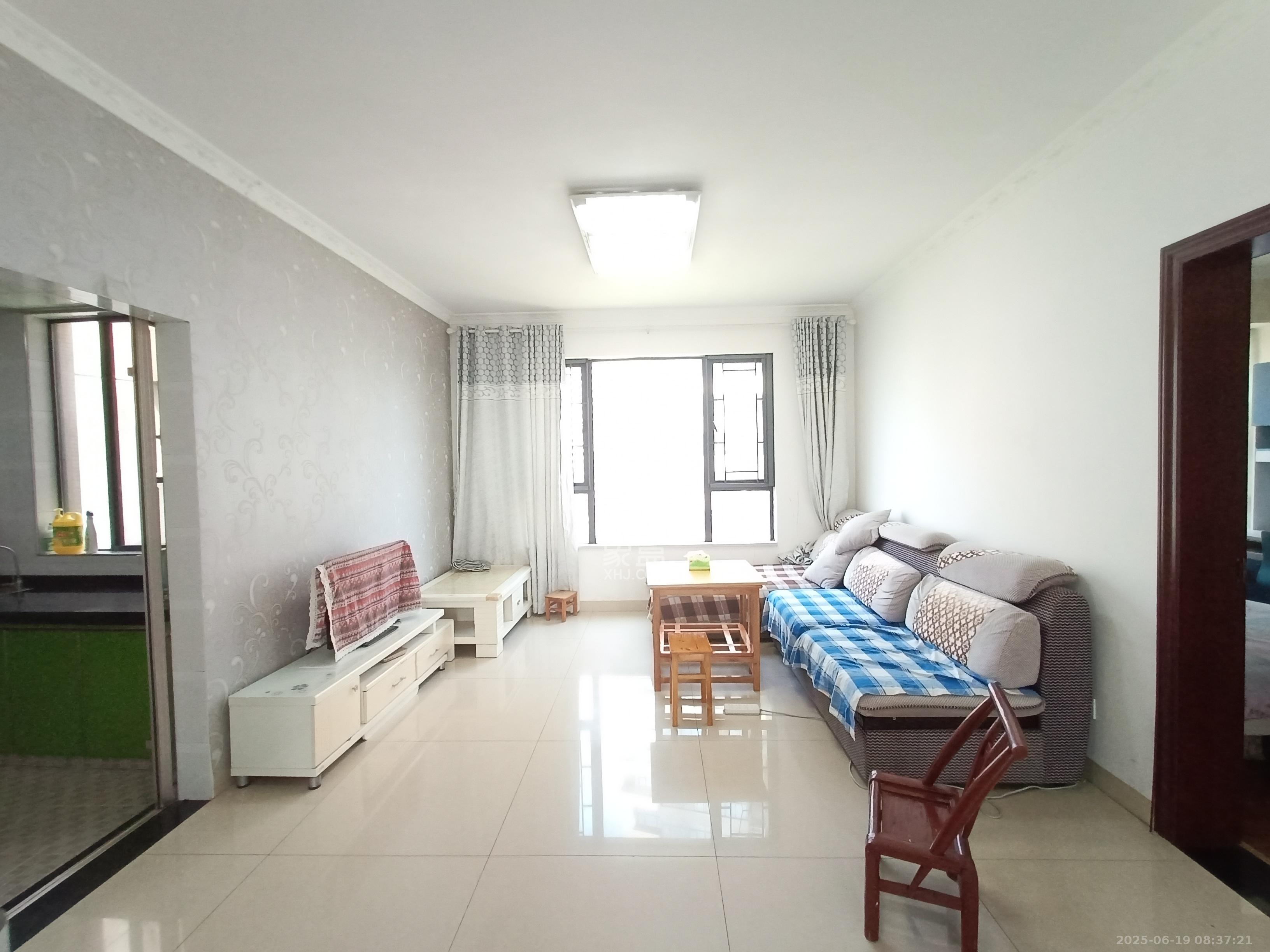 长房时代城 2室2厅1卫 2800.0元/月 长房时代城 2室2厅1卫 2800.0元/月户型图