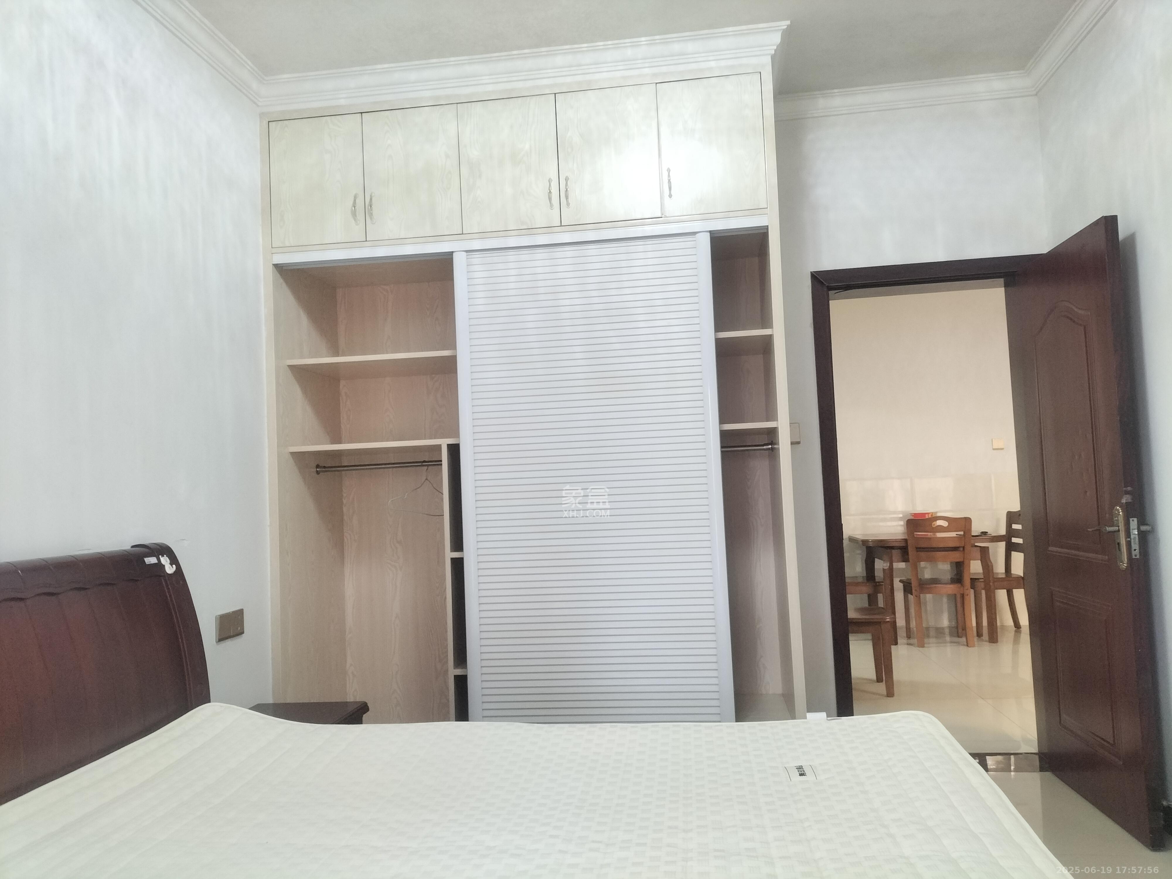 家兴苑  2室2厅1卫    2100.0元/月 家兴苑  2室2厅1卫    2100.0元/月室内图