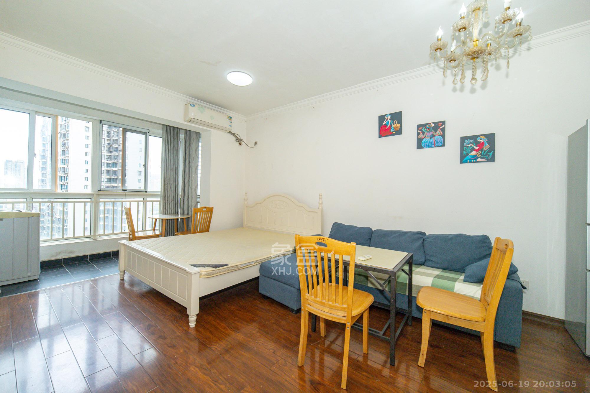 时代星城 1室1厅1卫 21.8万 时代星城 1室1厅1卫 21.8万客厅