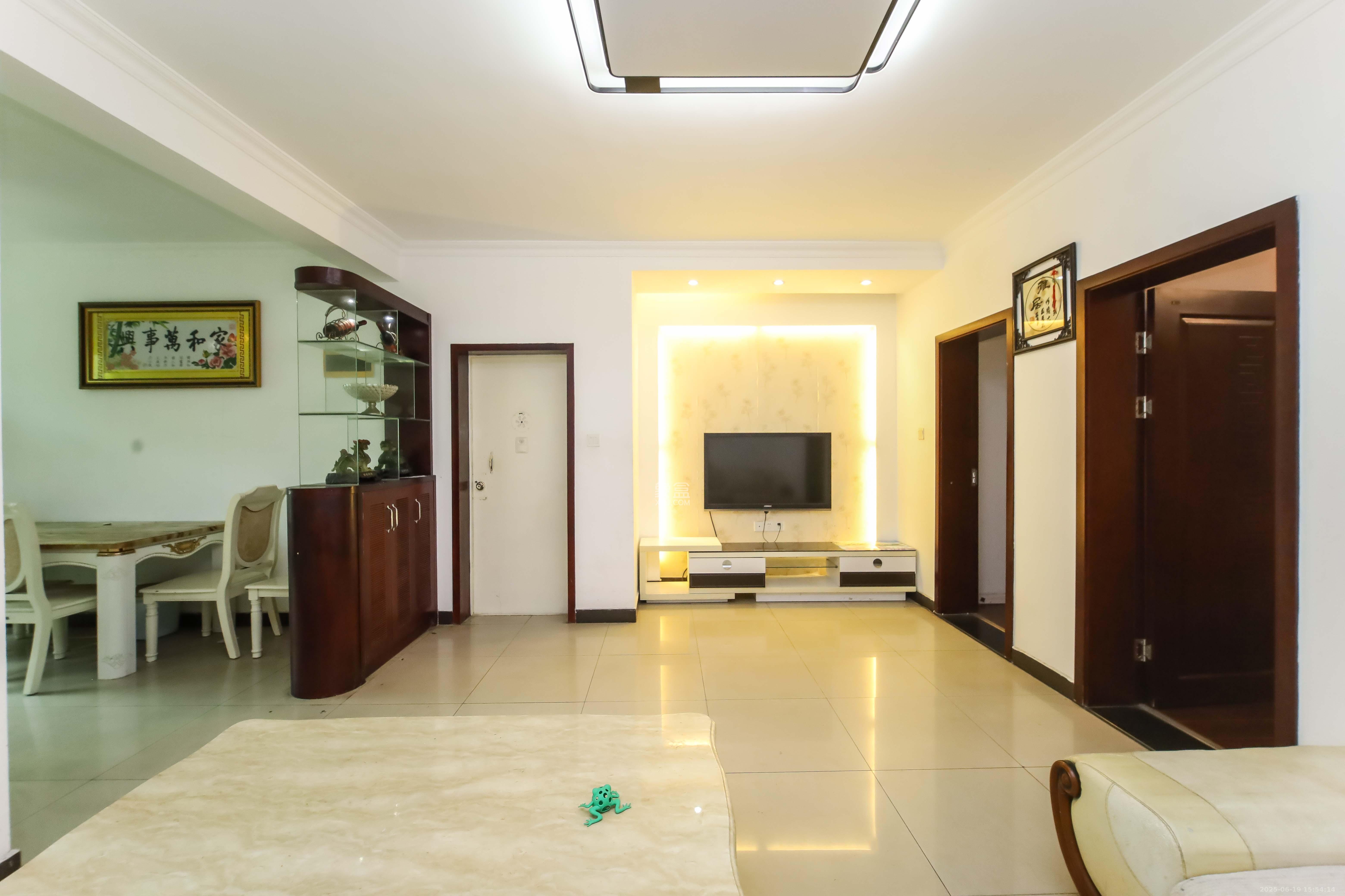 马王堆陶瓷建材新城 2室2厅1卫 51.8万 马王堆陶瓷建材新城 2室2厅1卫 51.8万客厅