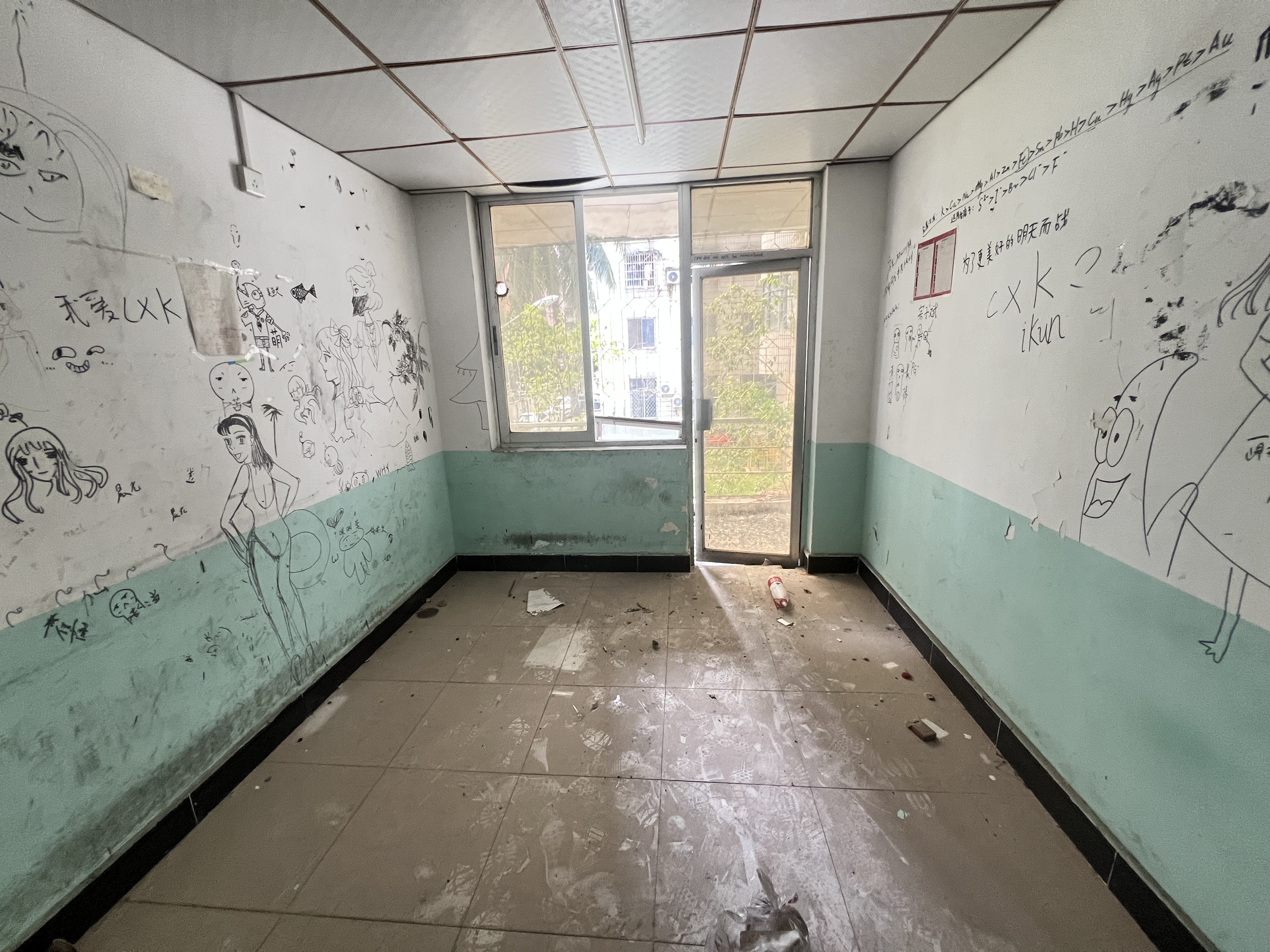 九都大厦 12室2厅3卫 25000.0元/月 九都大厦 12室2厅3卫 25000.0元/月室内图