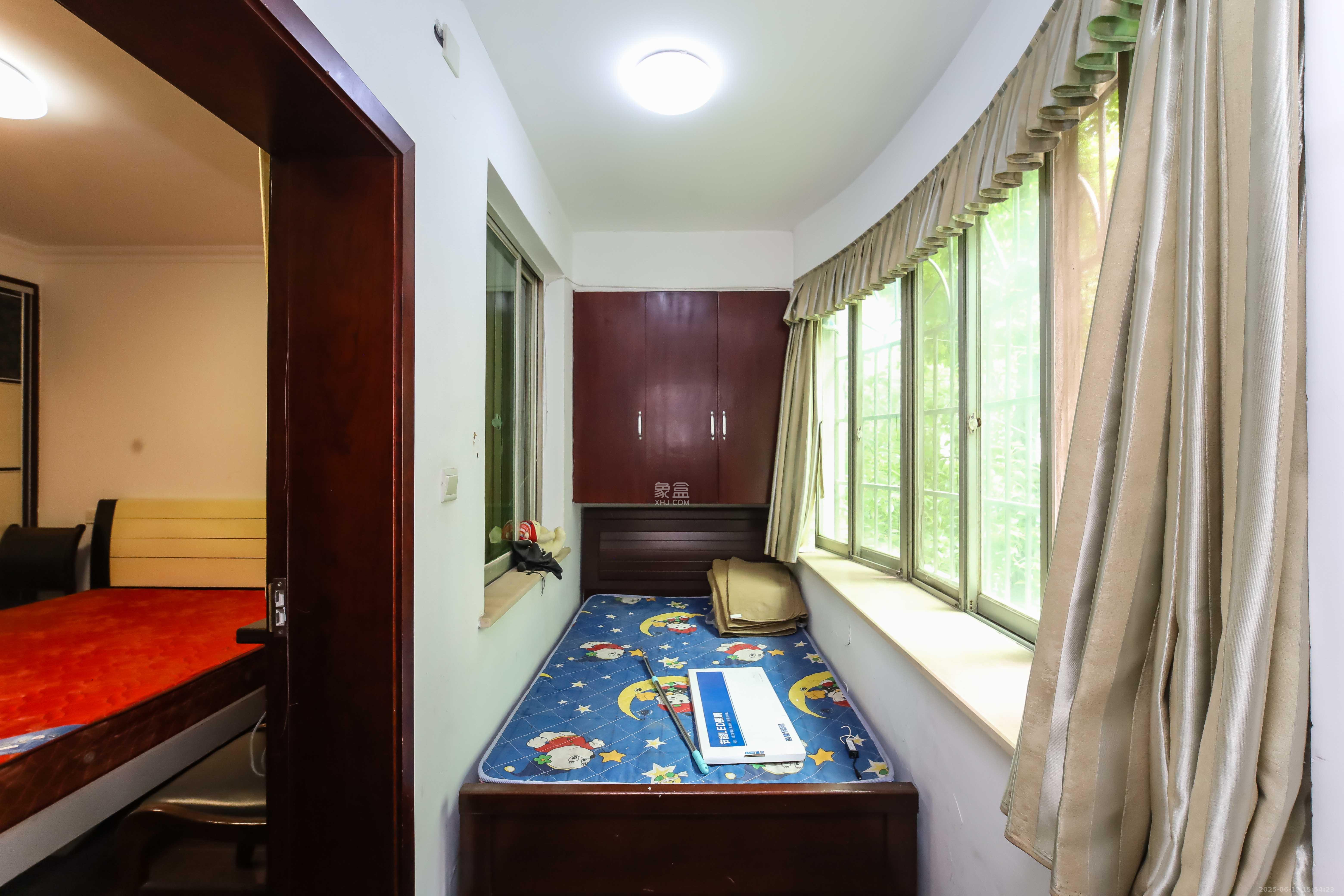 马王堆陶瓷建材新城 2室2厅1卫 51.8万 马王堆陶瓷建材新城 2室2厅1卫 51.8万阳台