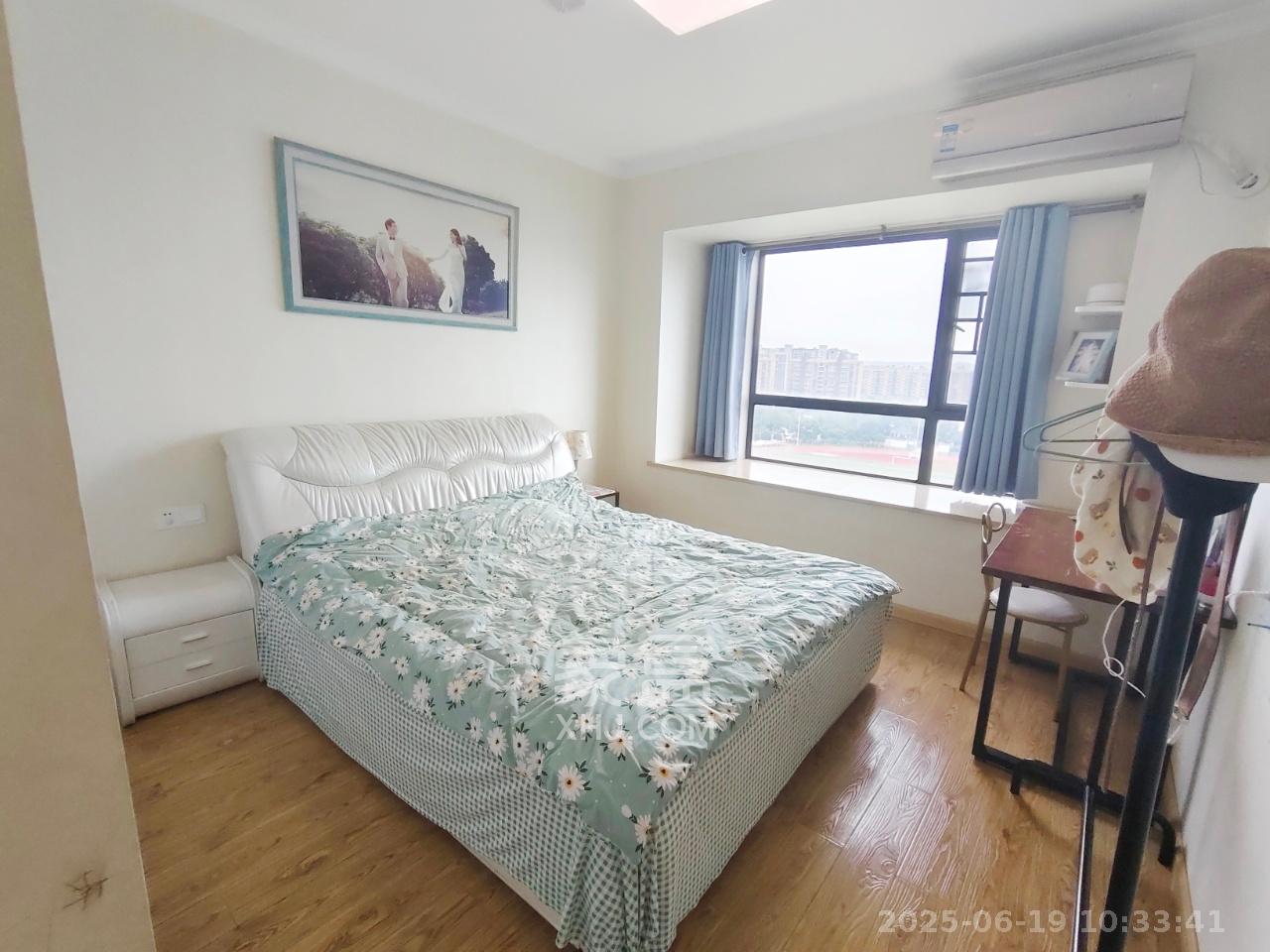 中建芙蓉嘉苑  3室2厅1卫   2400.00元/月室内图