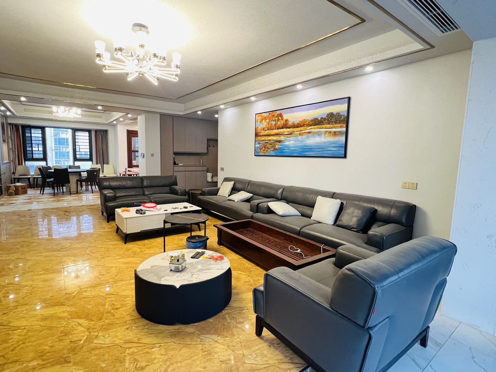 碧桂园 5室2厅3卫 210.0万 碧桂园 5室2厅3卫 210.0万室内图