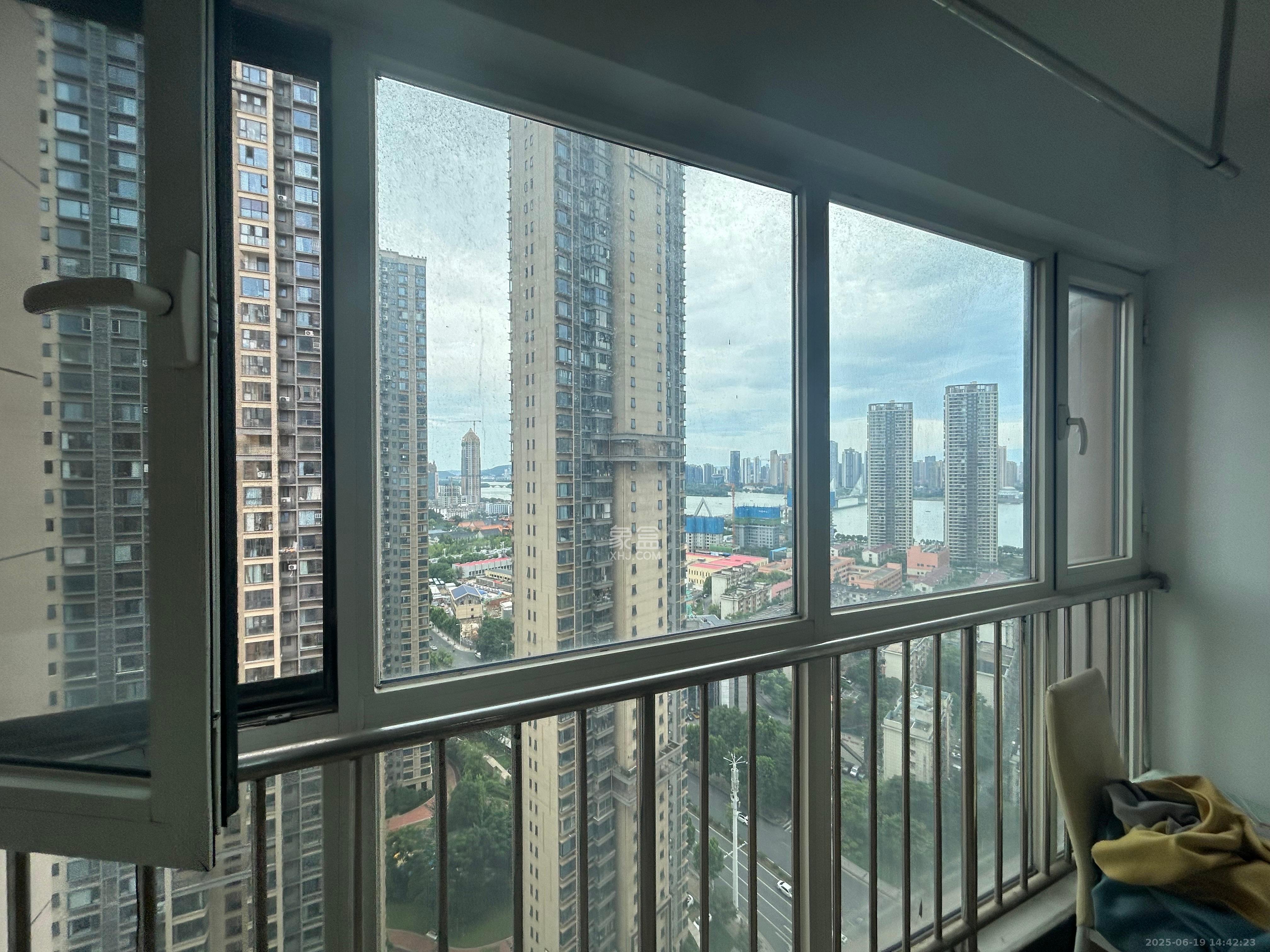 北辰三角洲E6区 4室2厅2卫 4500.0元/月 北辰三角洲E6区 4室2厅2卫 4500.0元/月室内图