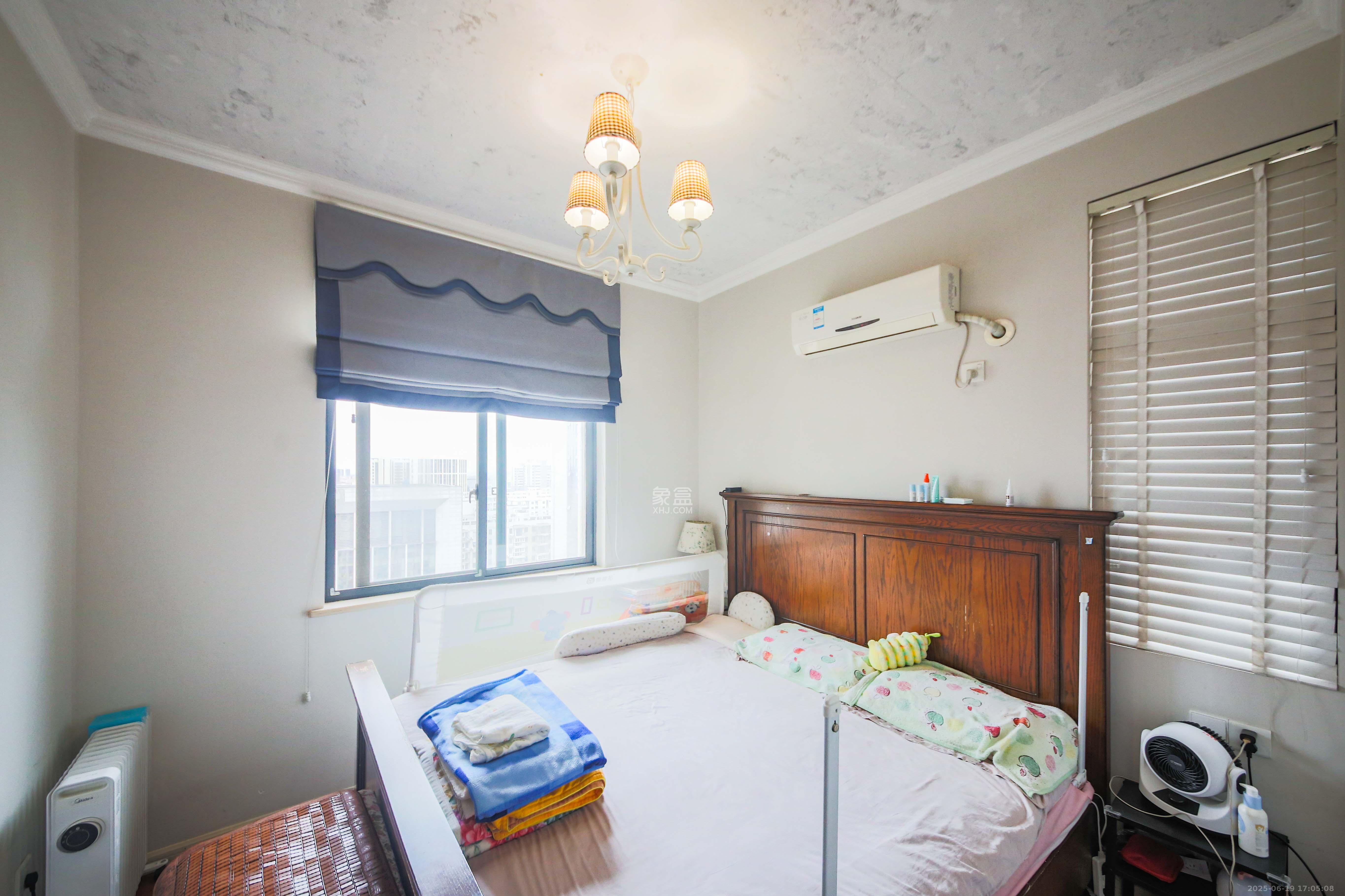 青园 3室2厅1卫 118.0万 青园 3室2厅1卫 118.0万卧室