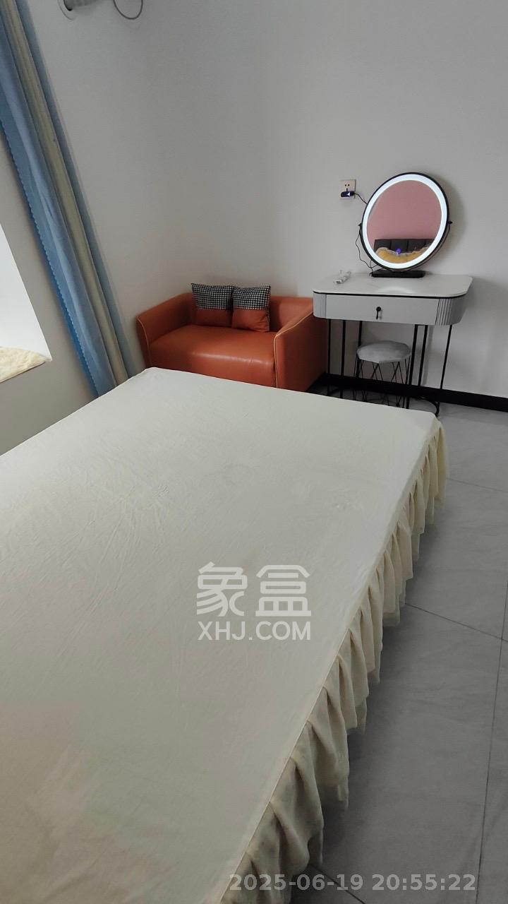 海伦春天  1室1厅1卫   950.00元/月室内图