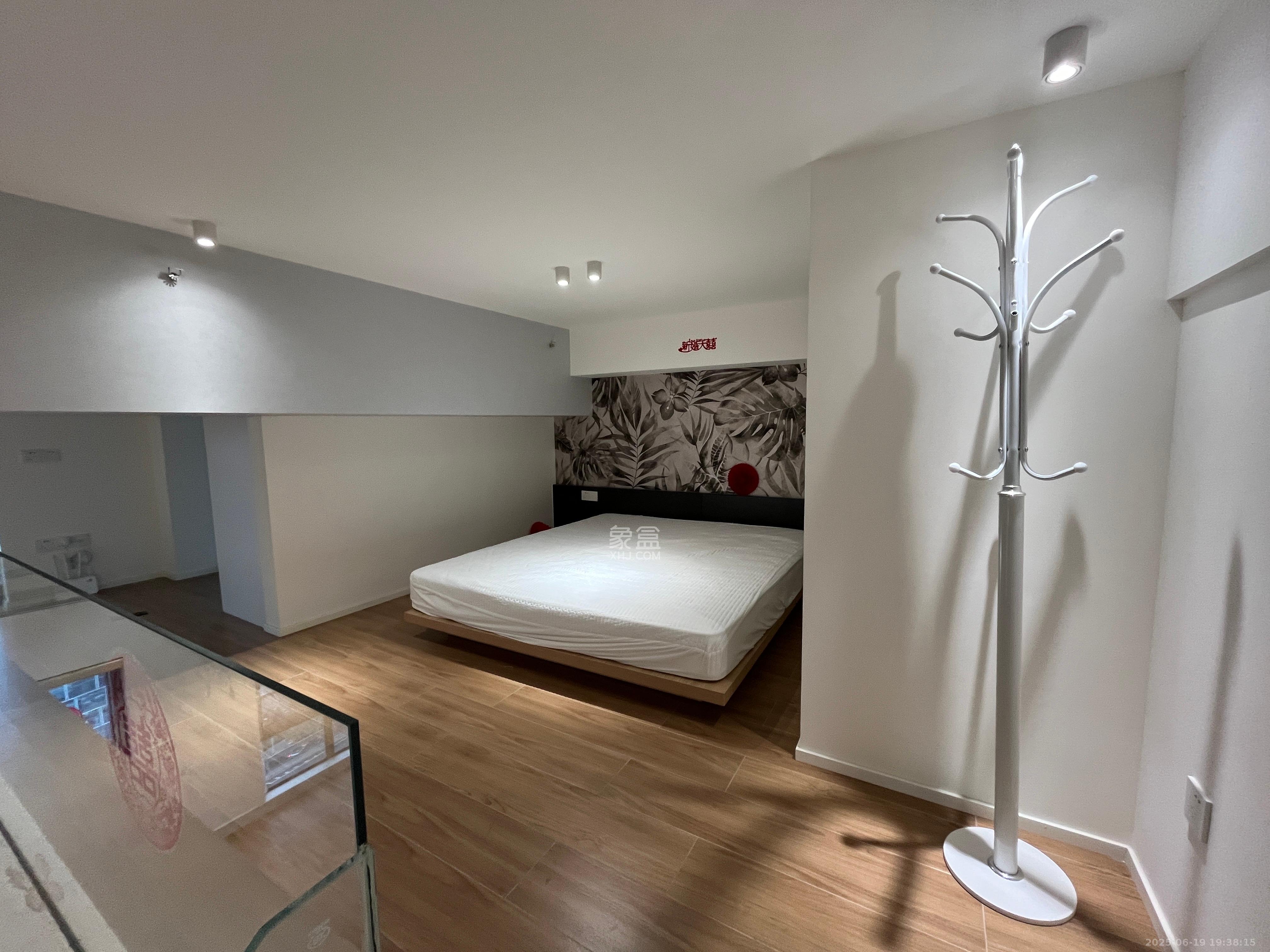 欣隆居 2室0厅0卫 3500.0元/月 欣隆居 2室0厅0卫 3500.0元/月室内图