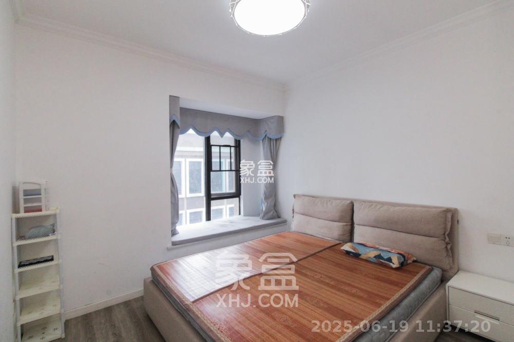 南城印象  3室2厅1卫    2300.0元/月 南城印象  3室2厅1卫    2300.0元/月室内图