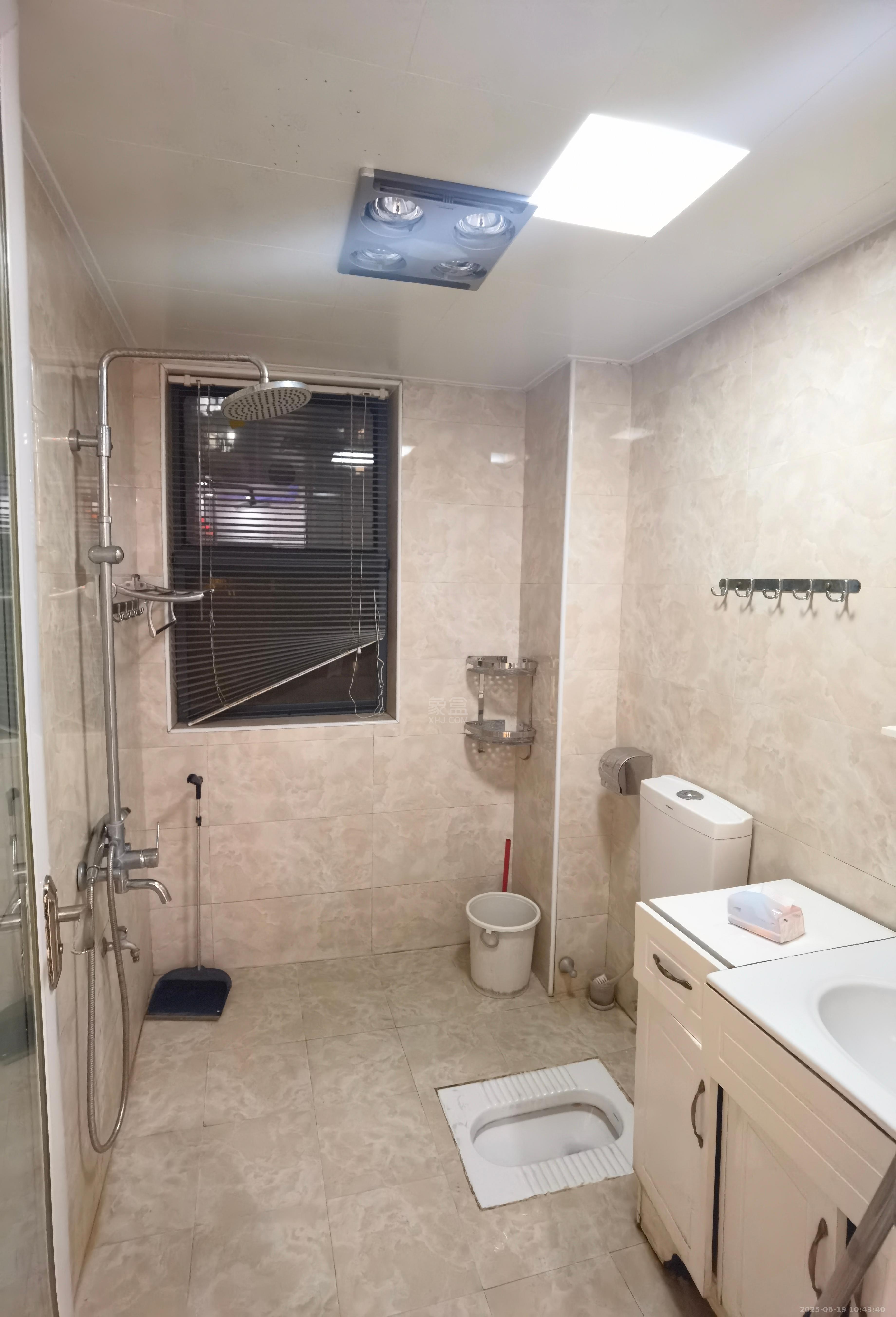 美的城一期 3室2厅2卫 1800.0元/月 美的城一期 3室2厅2卫 1800.0元/月室内图