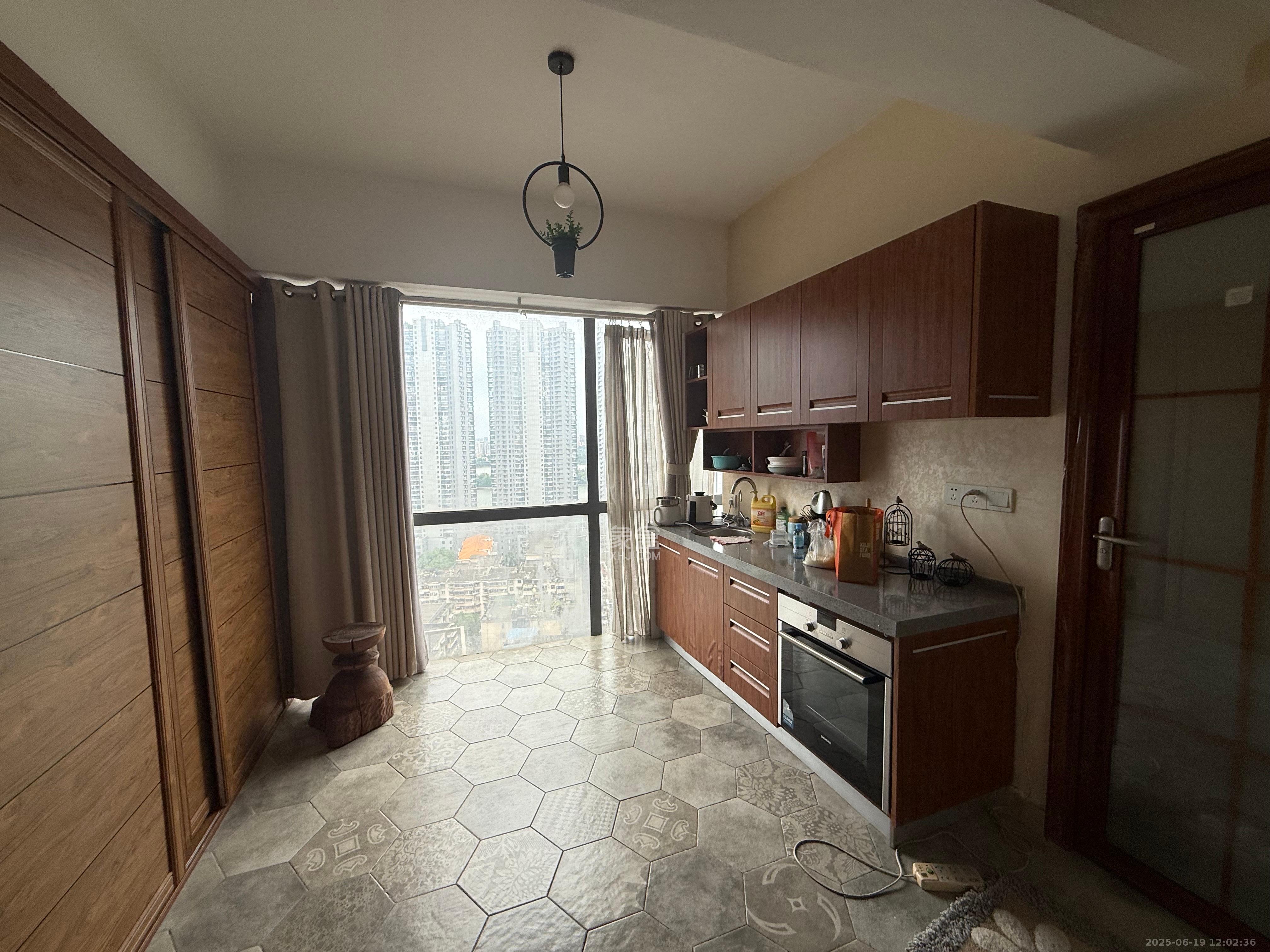 上城金都 5室2厅2卫 12000.0元/月 上城金都 5室2厅2卫 12000.0元/月室内图