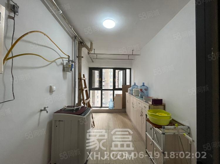 碧桂园威尼斯城  3室2厅2卫    3200.0元/月 碧桂园威尼斯城  3室2厅2卫    3200.0元/月室内图