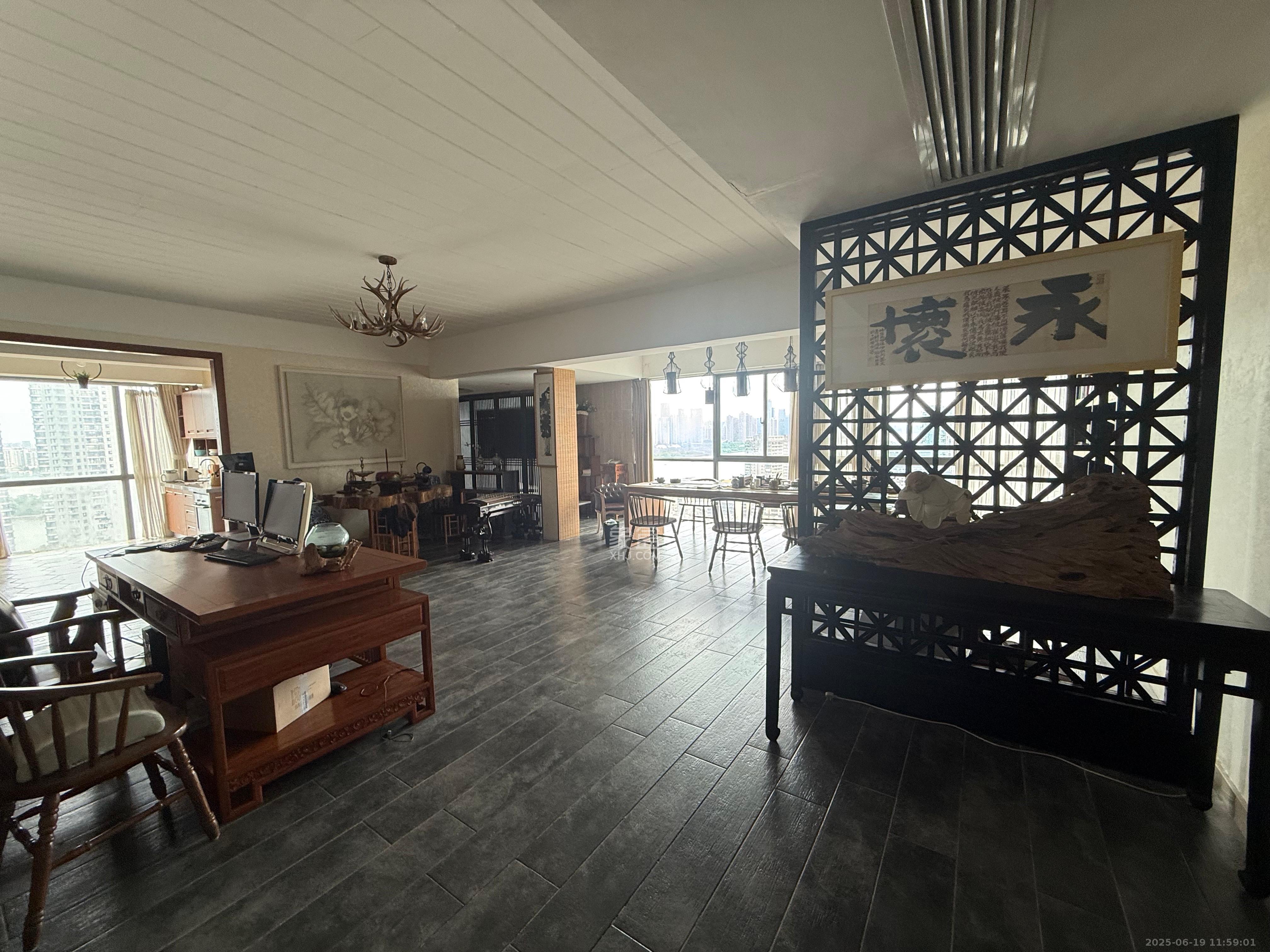 上城金都  5室2厅2卫    12000.0元/月 上城金都  5室2厅2卫    12000.0元/月