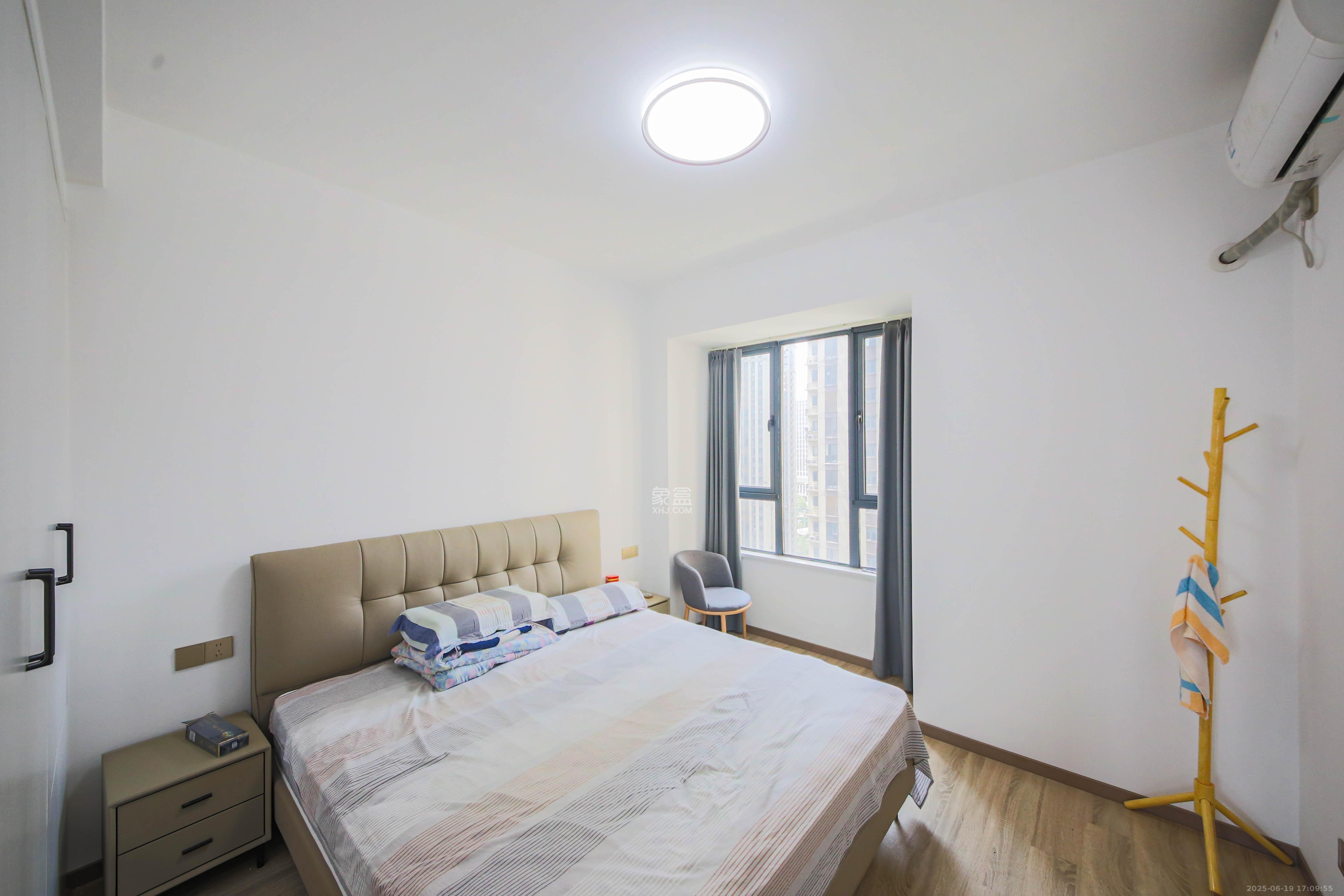 中建钰和城  3室2厅2卫    133.0万 中建钰和城  3室2厅2卫    133.0万卧室