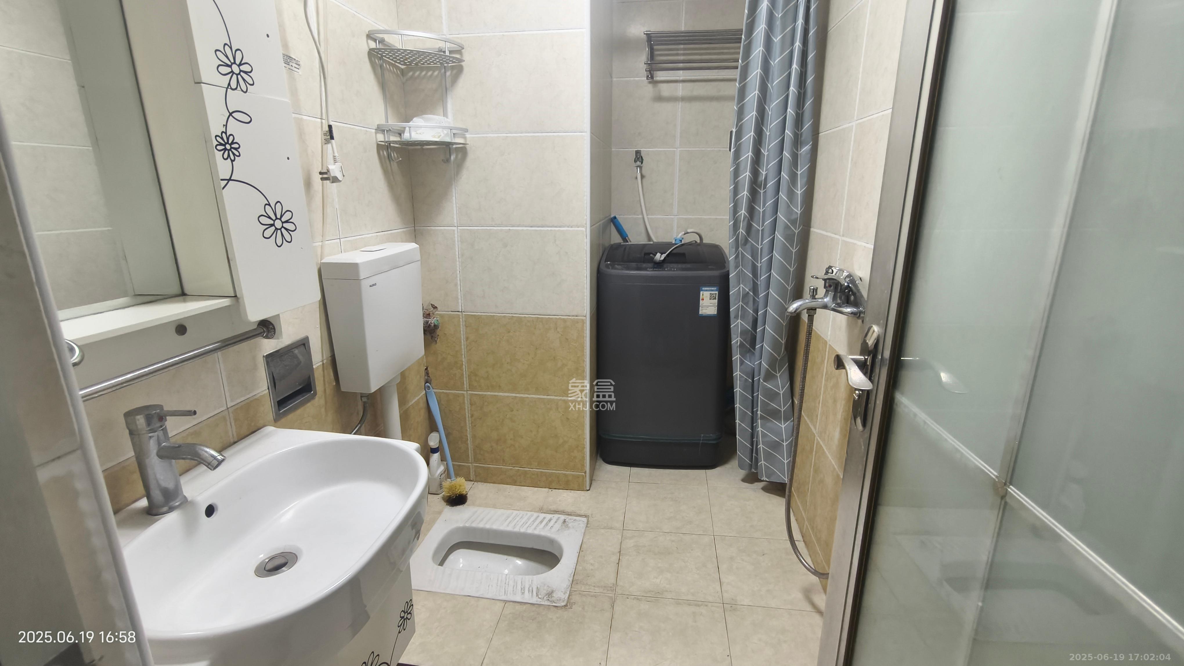 雅第大厦 1室1厅1卫 1700.0元/月 雅第大厦 1室1厅1卫 1700.0元/月室内图