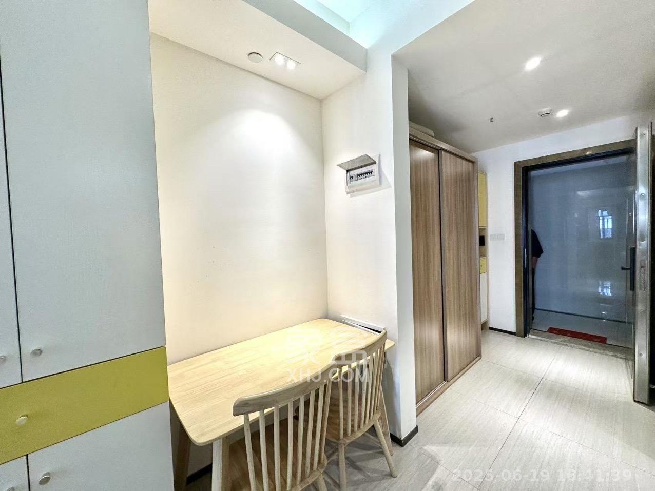 恒大上林苑  1室1厅1卫    1600.0元/月室内图