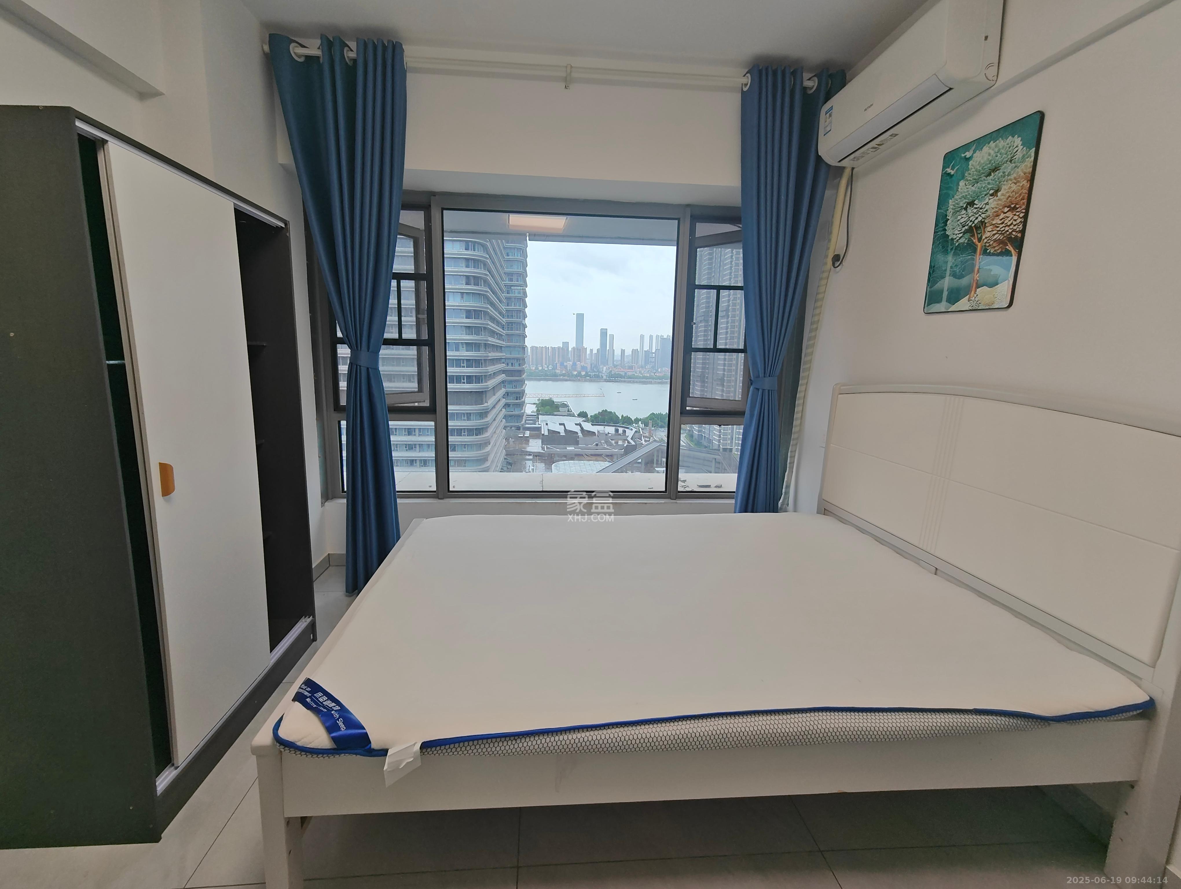 保利天禧EF区  1室0厅0卫    1800.0元/月 保利天禧EF区  1室0厅0卫    1800.0元/月室内图