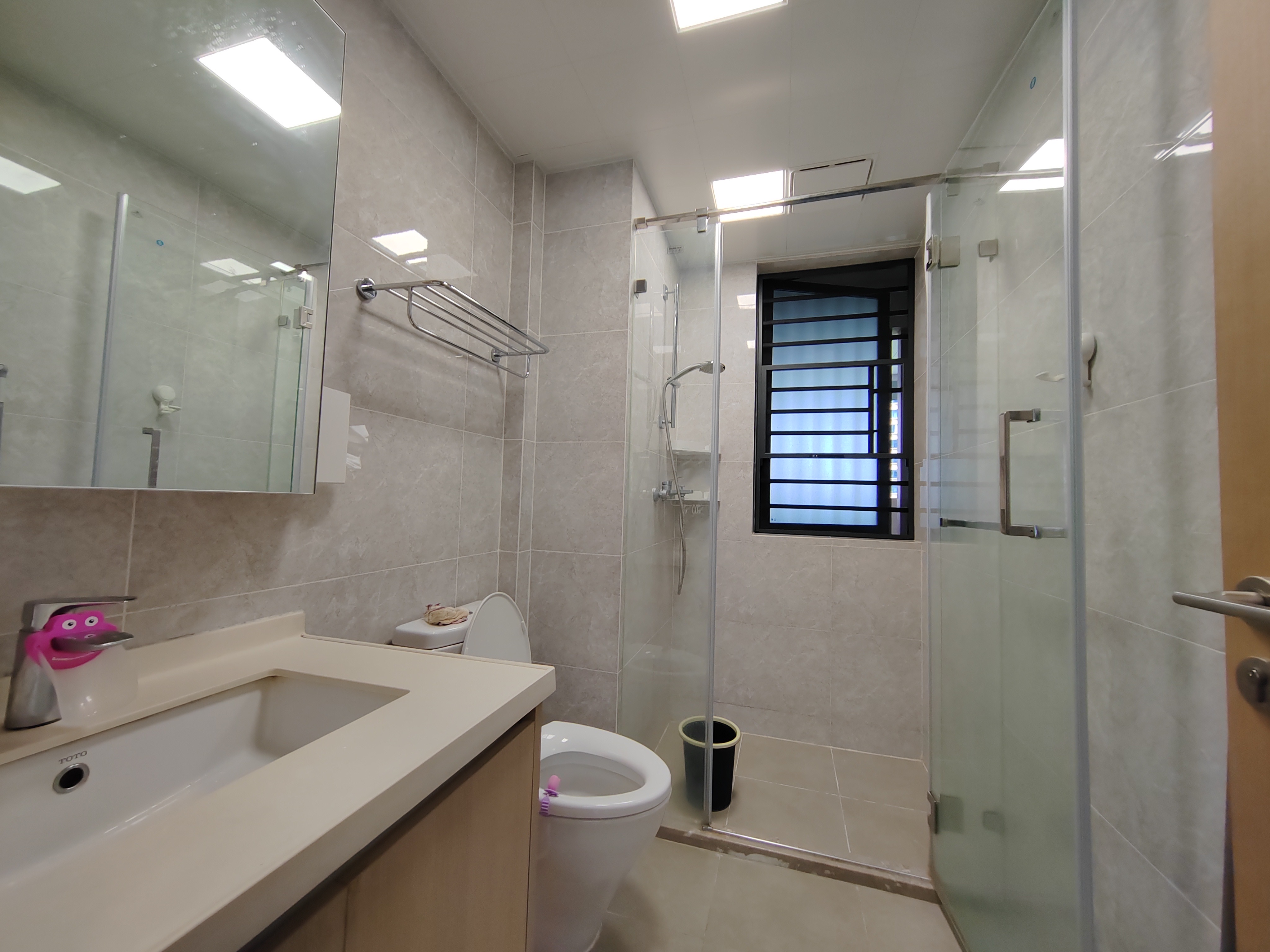 华润中心二期东悦府 2室1厅1卫 4100.0元/月 华润中心二期东悦府 2室1厅1卫 4100.0元/月室内图