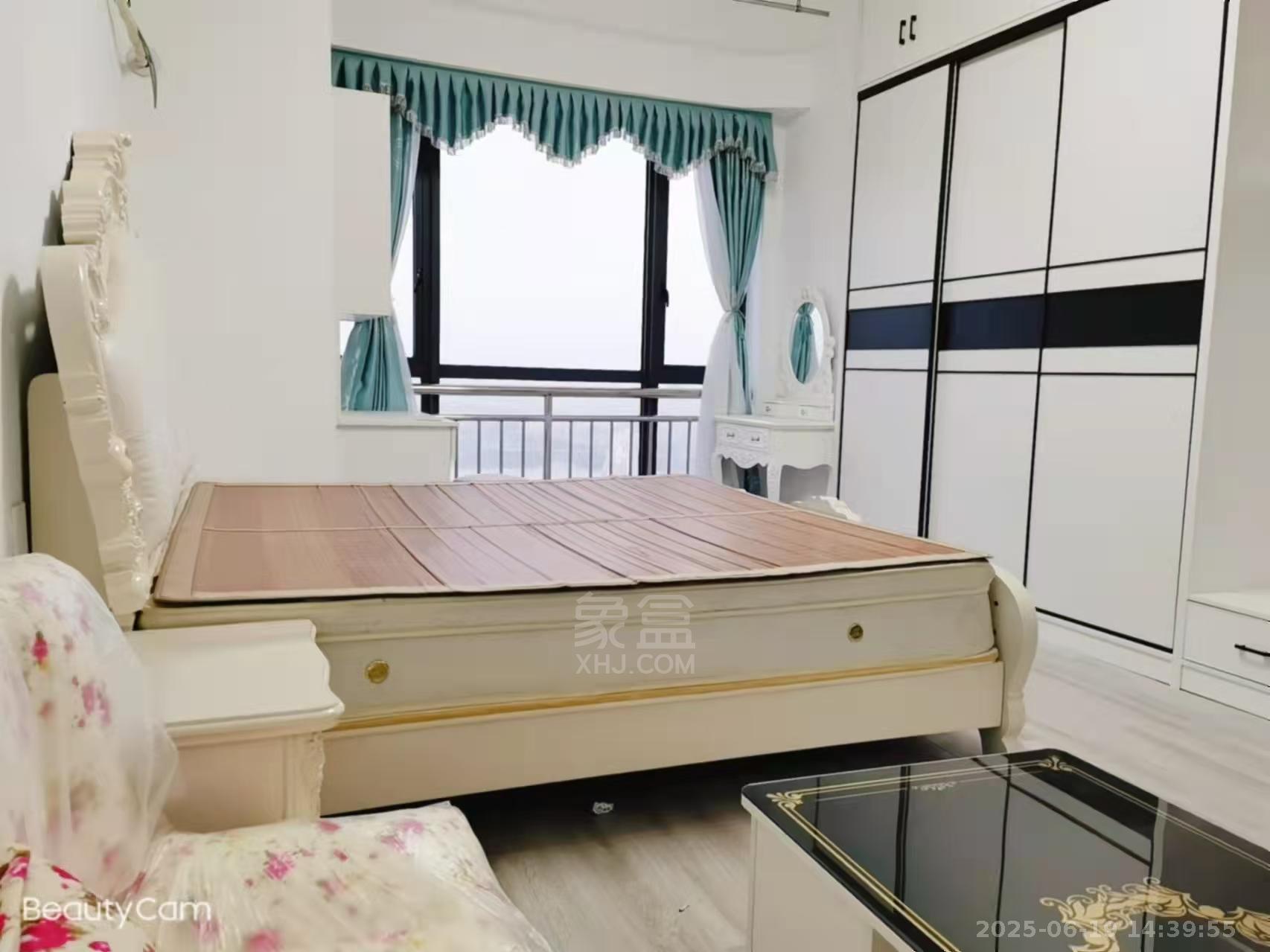 朗廷览江 1室1厅1卫 1700.0元/月 朗廷览江 1室1厅1卫 1700.0元/月室内图