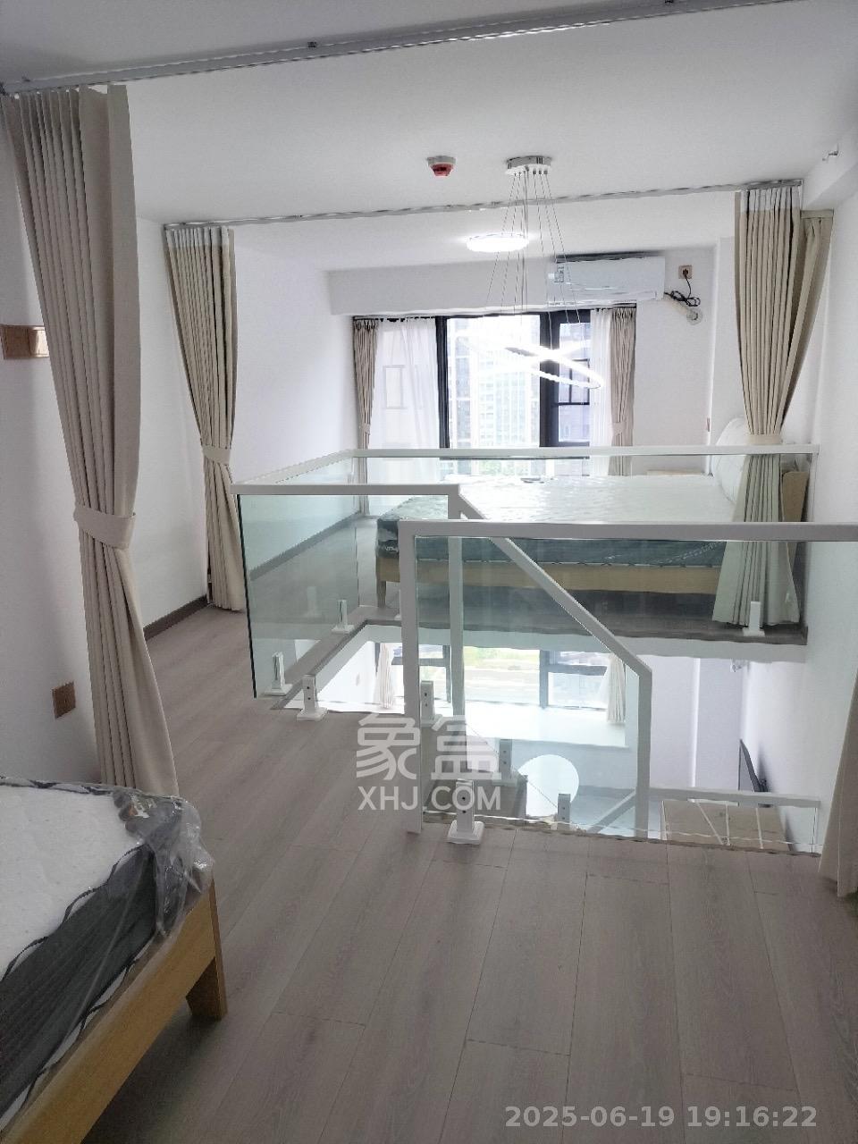 时代MOMA云PARK  2室1厅1卫   2400.00元/月室内图