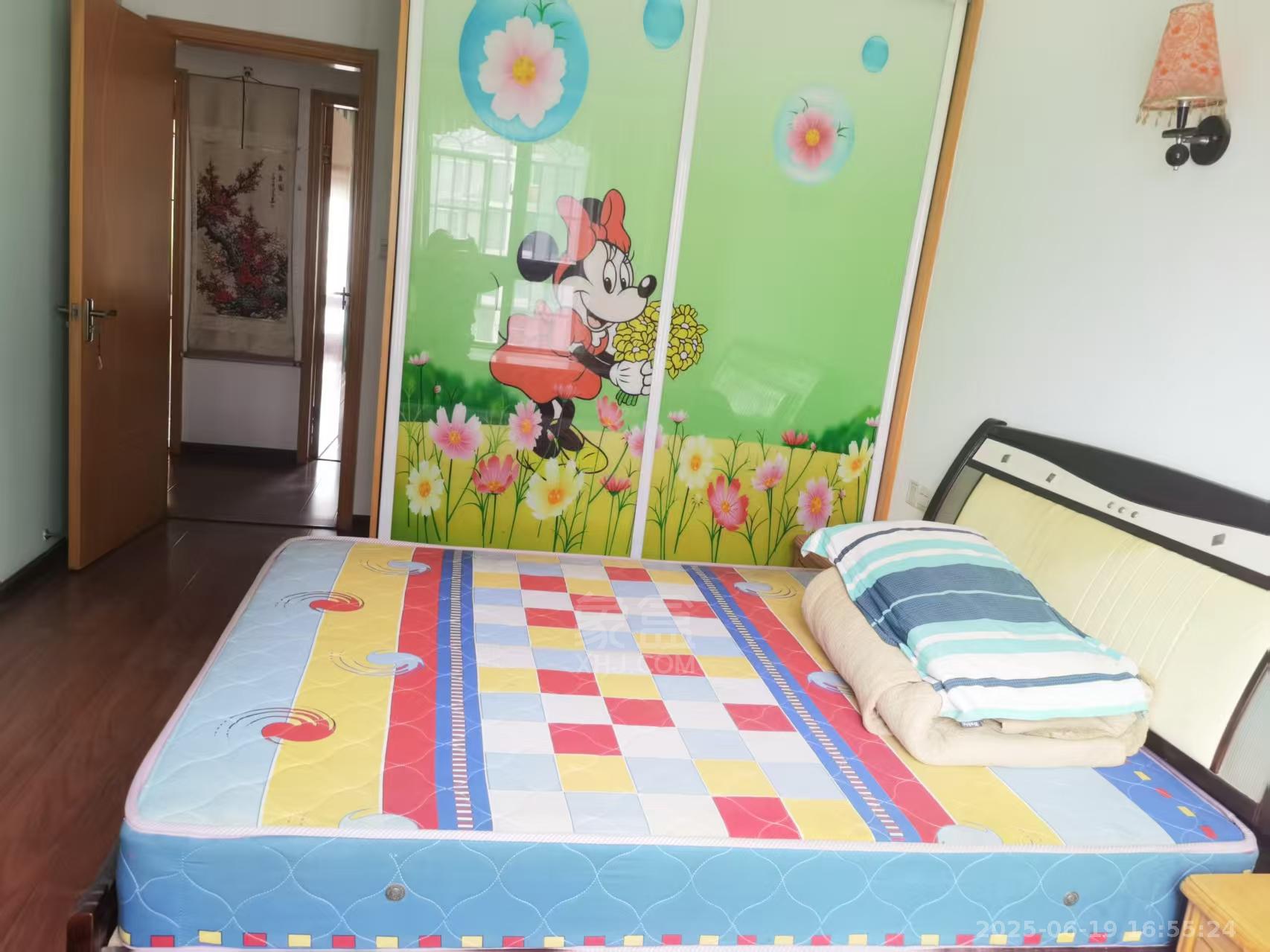 紫苑江岸 3室2厅2卫 1600.0元/月 紫苑江岸 3室2厅2卫 1600.0元/月室内图