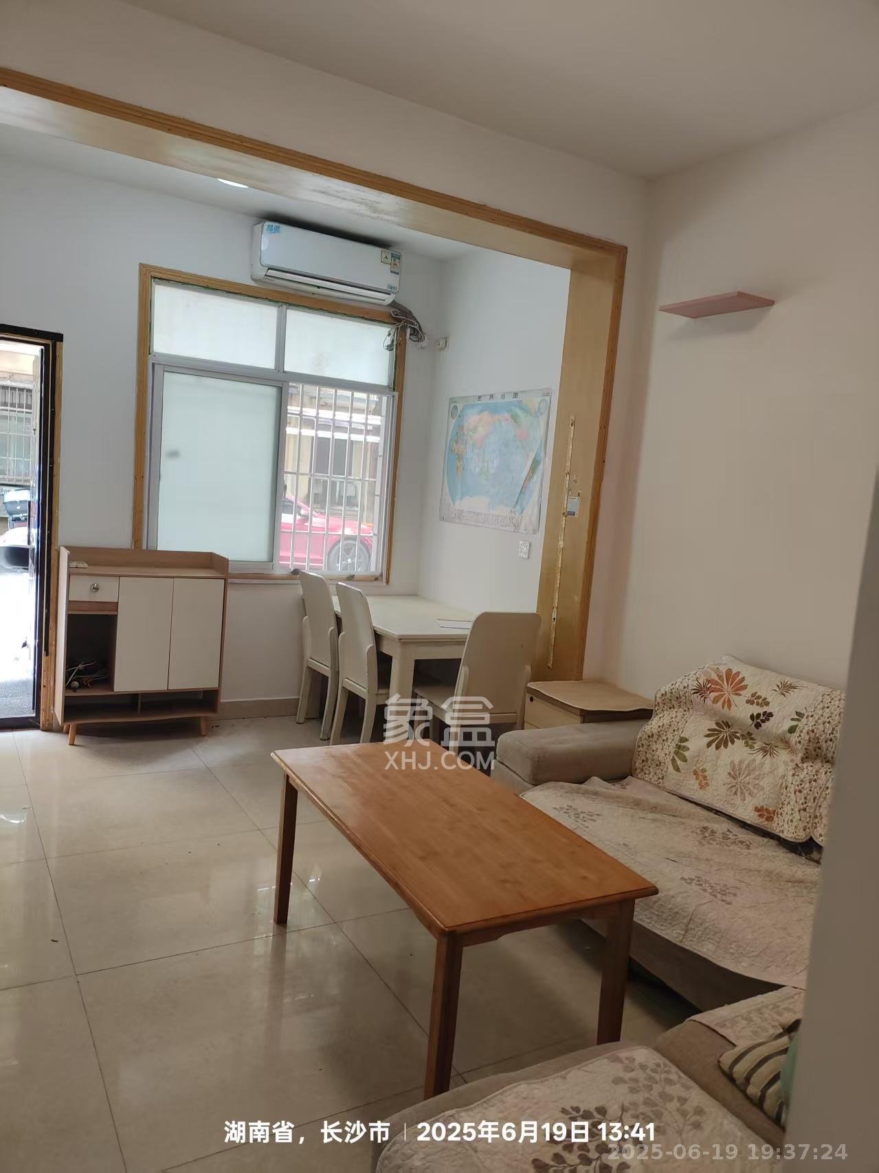 东瓜山一村  2室1厅1卫   1500.00元/月室内图