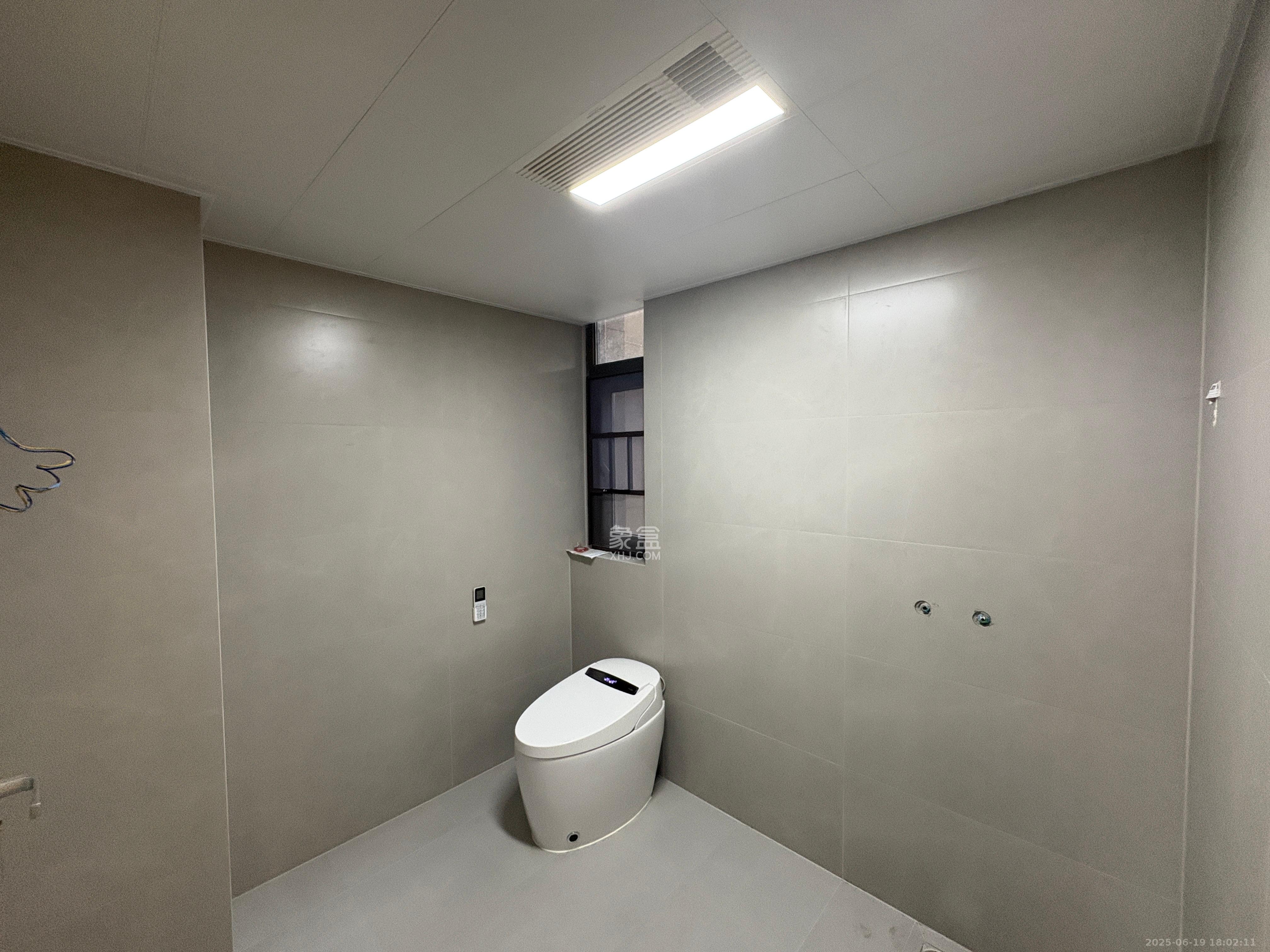 嘉雨东苑  3室1厅2卫   5000.00元/月室内图