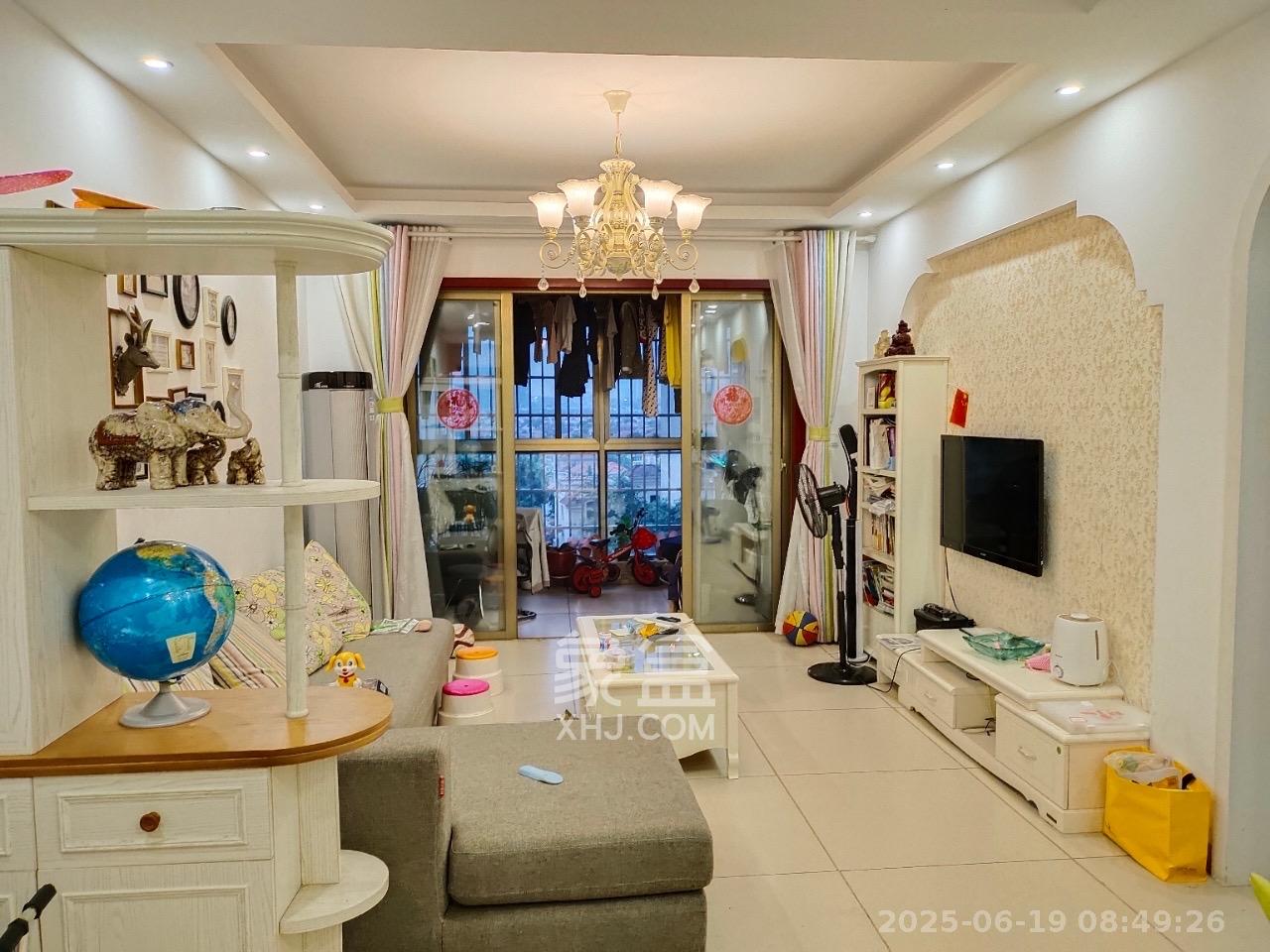 碧桂园威尼斯城 3室2厅1卫 2200.0元/月 碧桂园威尼斯城 3室2厅1卫 2200.0元/月室内图