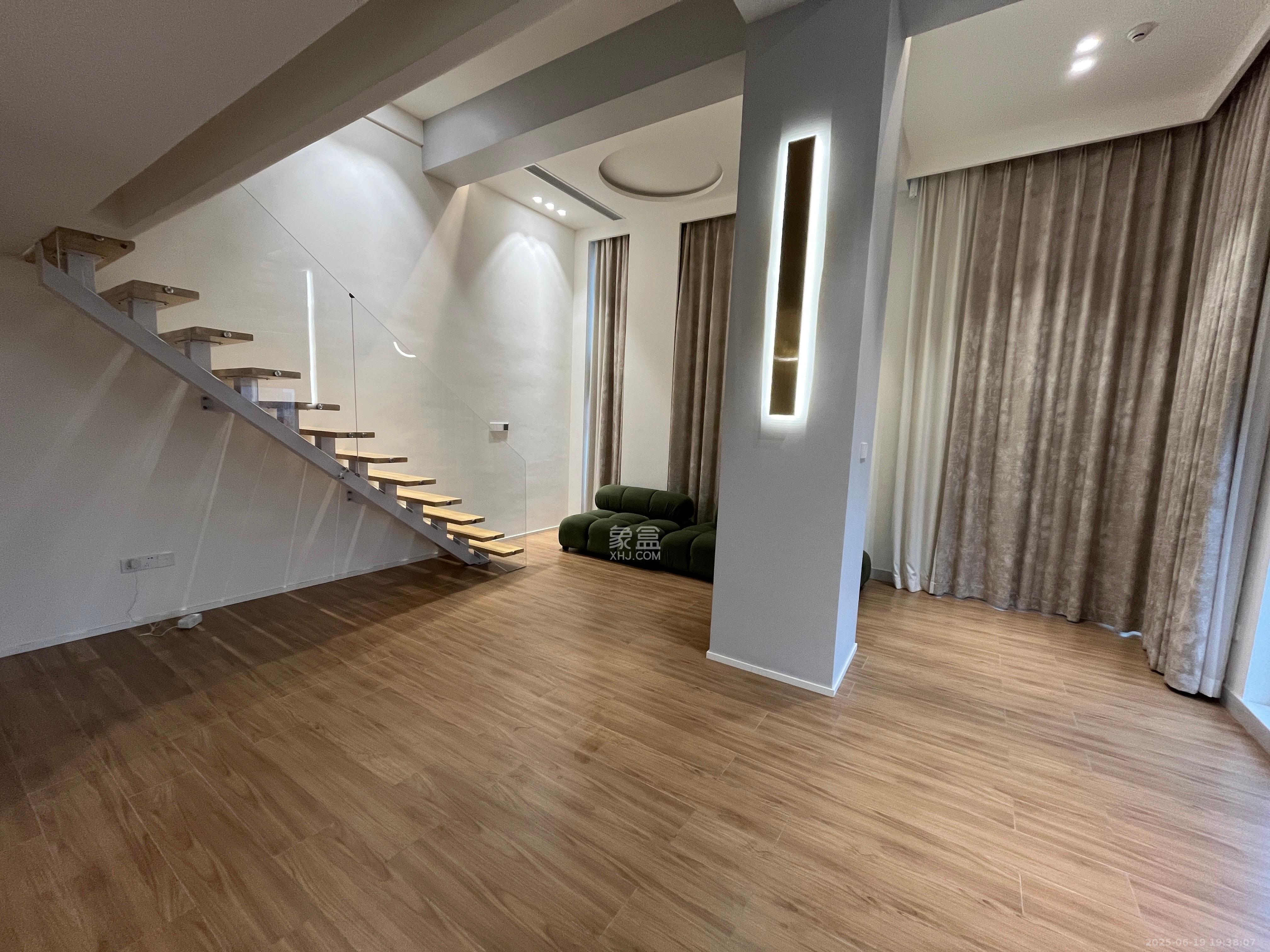 欣隆居 2室0厅0卫 3500.0元/月 欣隆居 2室0厅0卫 3500.0元/月室内图