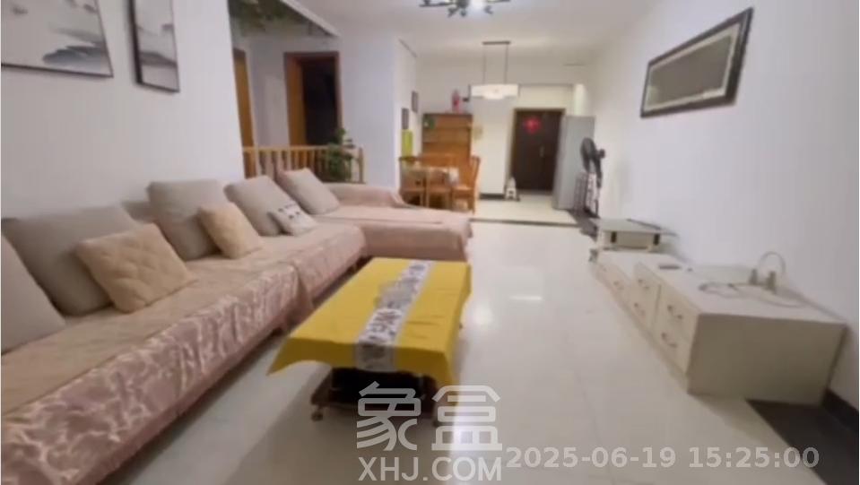 创远景园  3室2厅2卫   3600.00元/月室内图