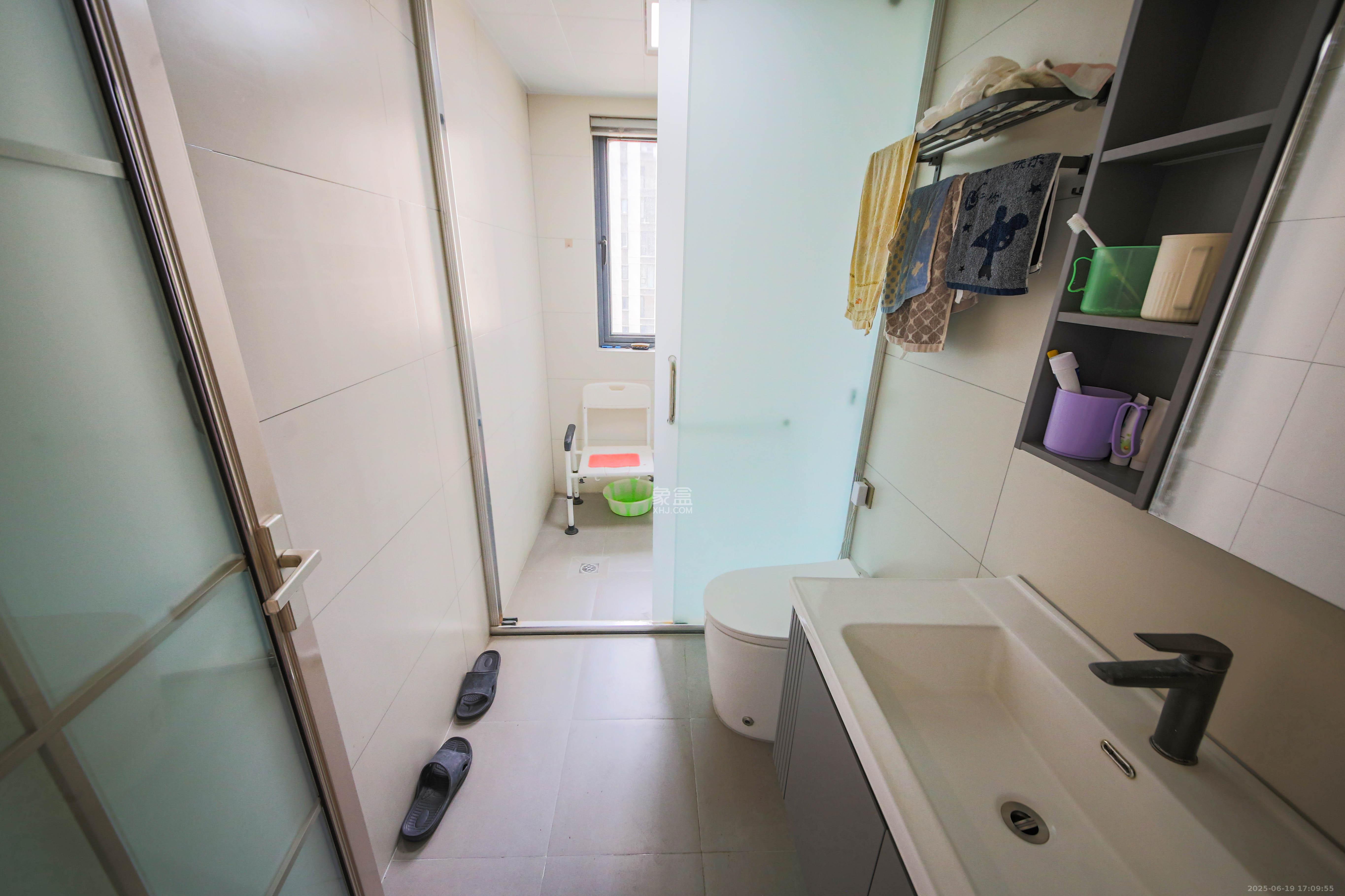 中建钰和城  3室2厅2卫    133.0万 中建钰和城  3室2厅2卫    133.0万卫生间