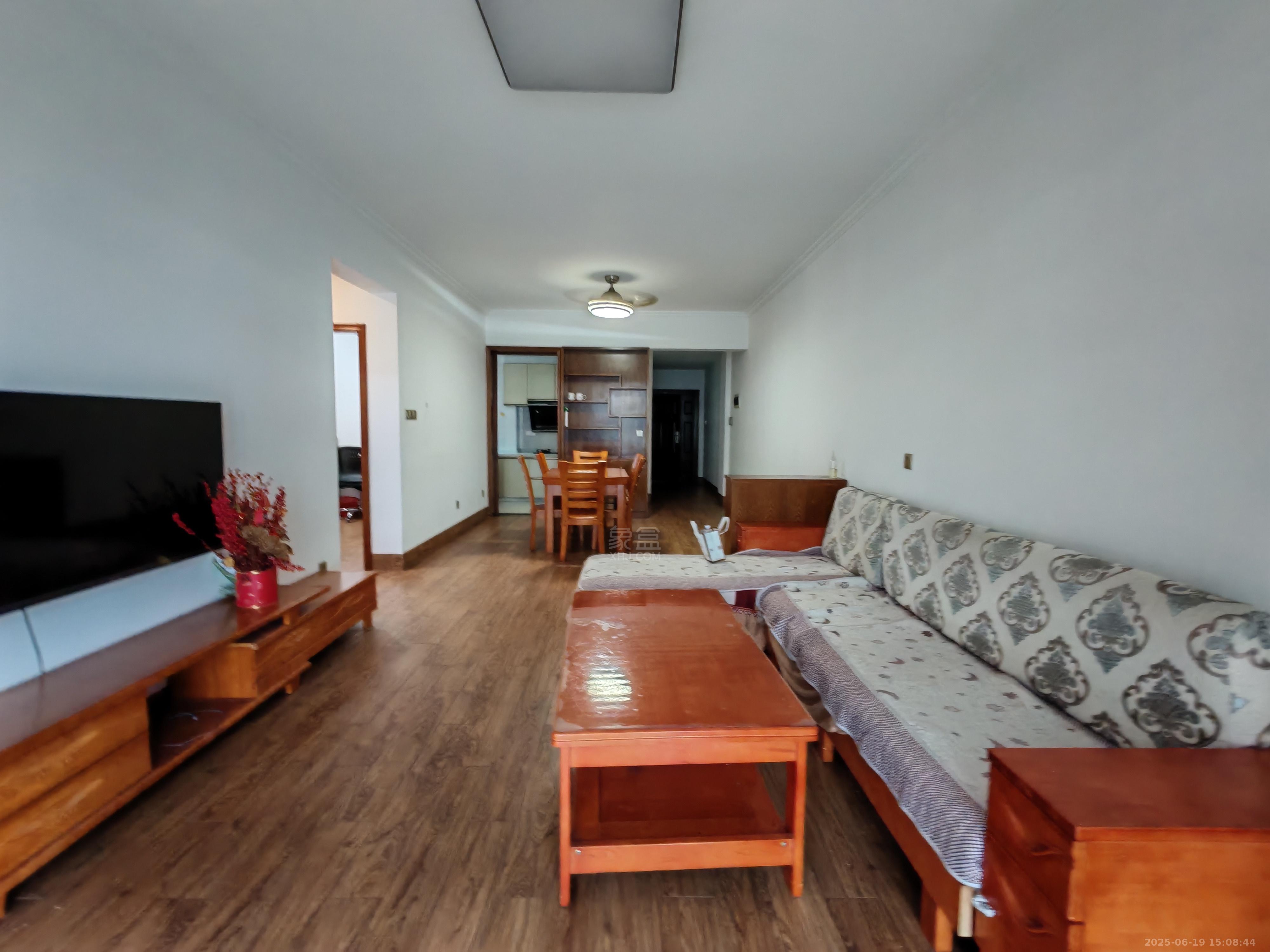 武广国际学苑 3室2厅1卫 2200.0元/月 武广国际学苑 3室2厅1卫 2200.0元/月室内图