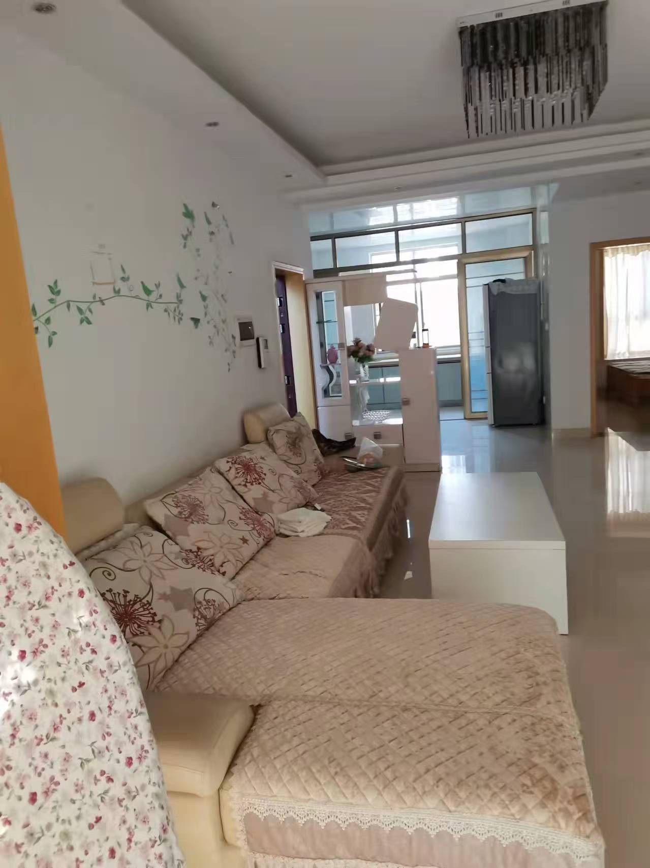 幸福里 3室2厅2卫 1200.0元/月 幸福里 3室2厅2卫 1200.0元/月户型图