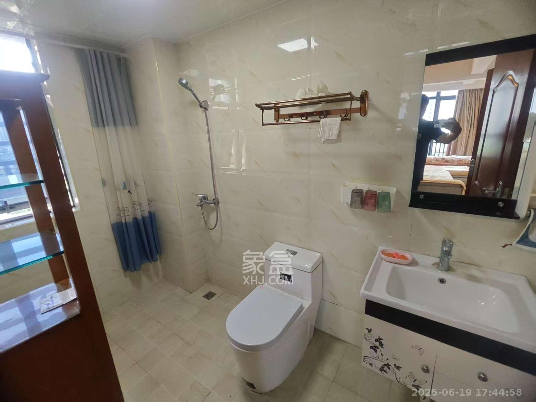 达美美立方  3室3厅3卫   3800.00元/月室内图