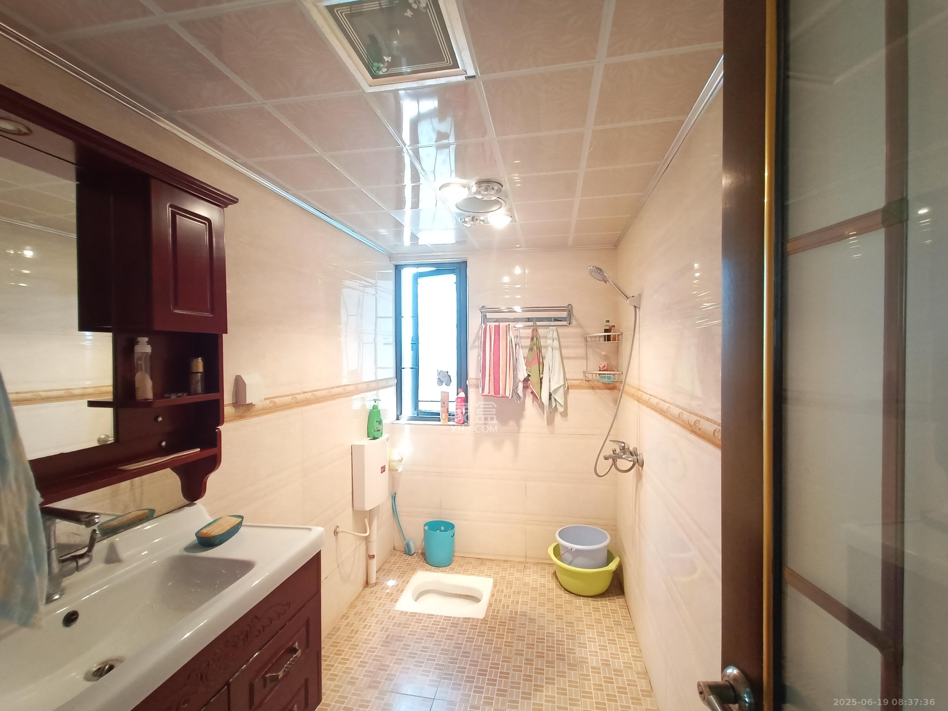 长房时代城 2室2厅1卫 2800.0元/月 长房时代城 2室2厅1卫 2800.0元/月室内图