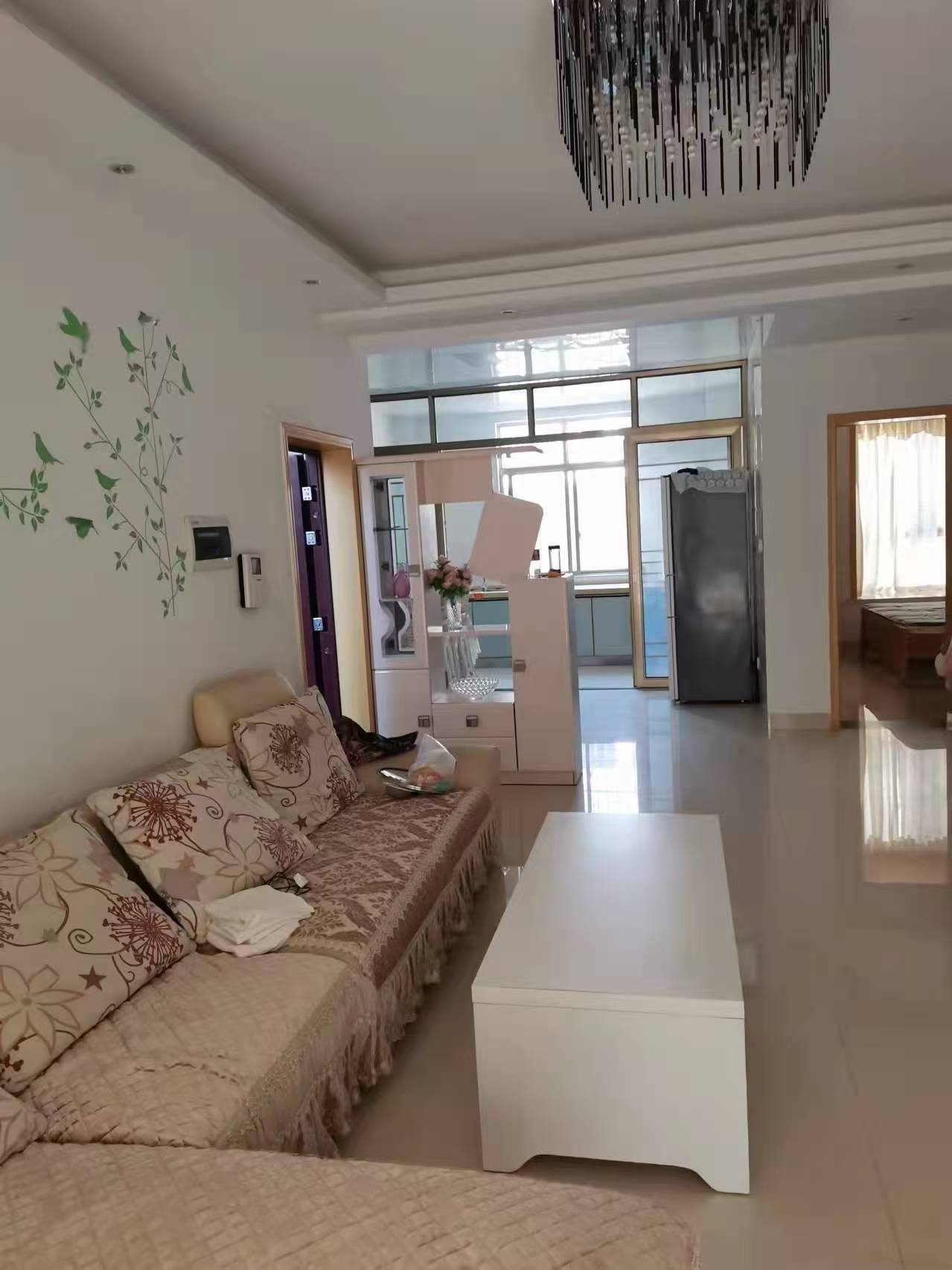 幸福里 3室2厅2卫 1200.0元/月 幸福里 3室2厅2卫 1200.0元/月室内图