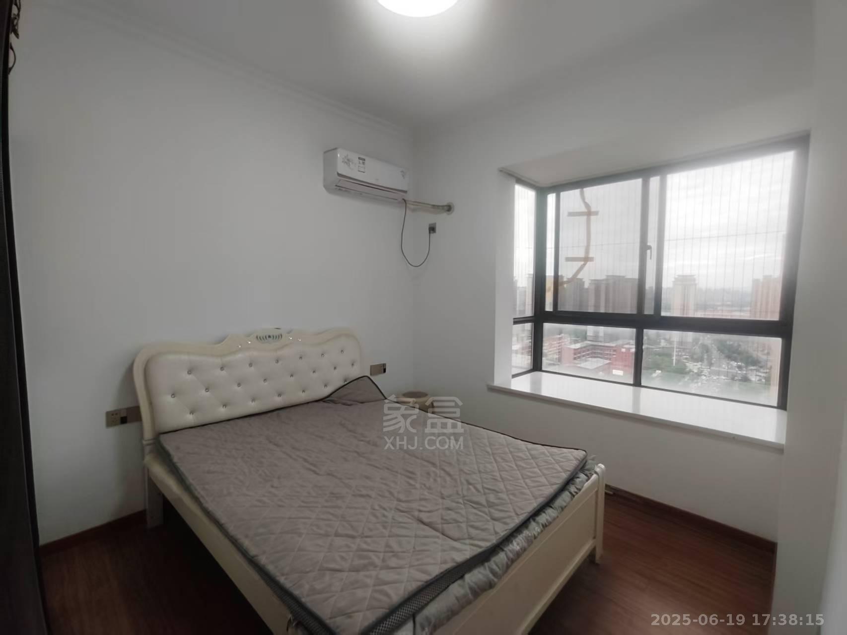 武广国际学苑 3室2厅1卫 2100.0元/月 武广国际学苑 3室2厅1卫 2100.0元/月室内图