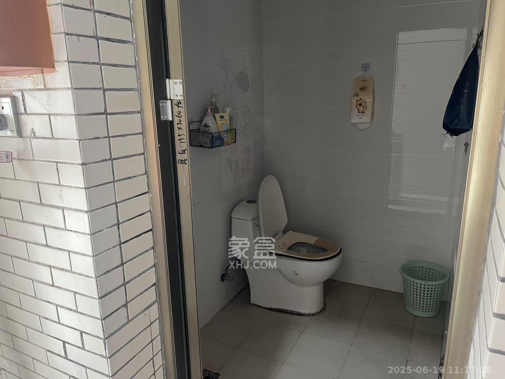 德庆水韵山城  2室0厅0卫   1800.00元/月室内图
