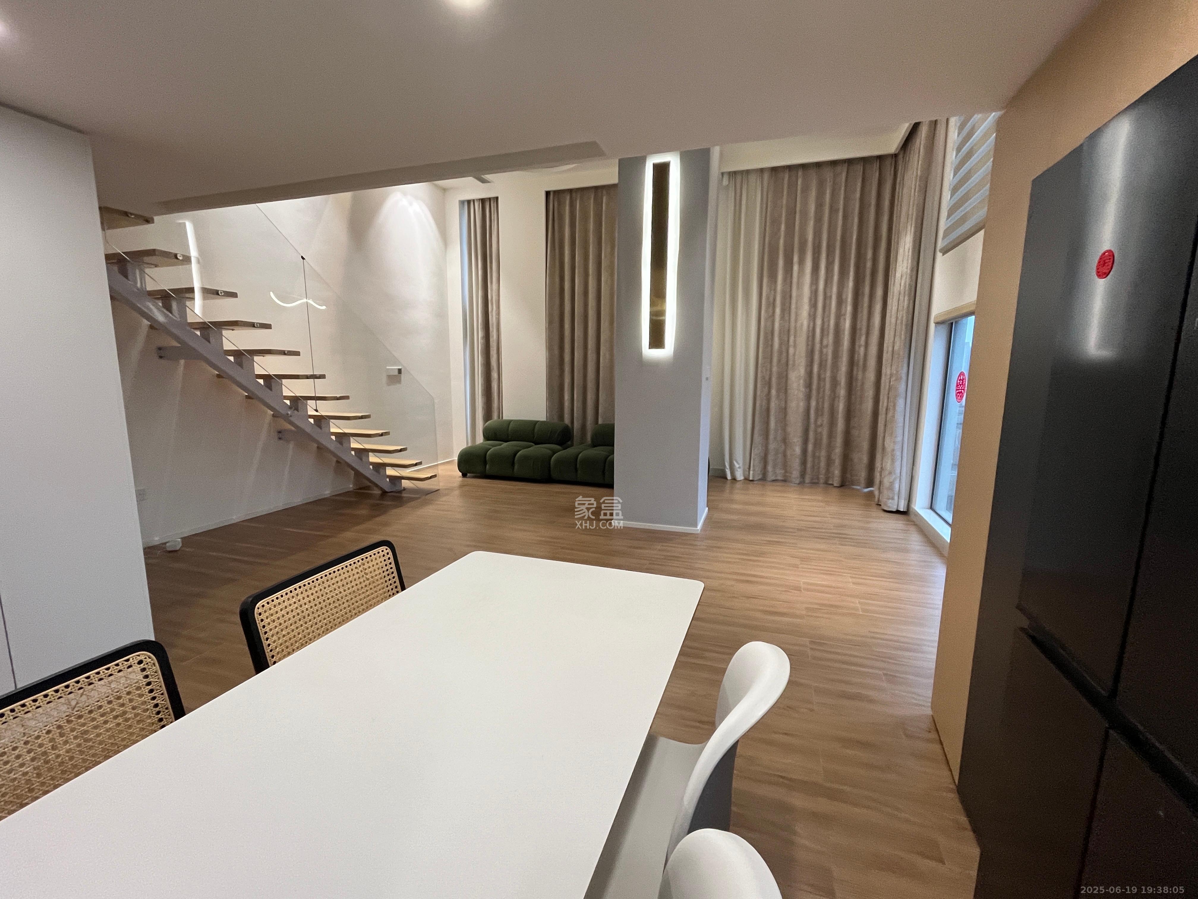 欣隆居 2室0厅0卫 3500.0元/月 欣隆居 2室0厅0卫 3500.0元/月室内图