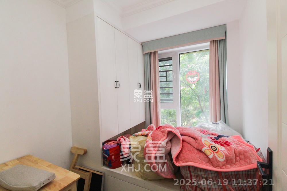 南城印象  3室2厅1卫    2300.0元/月 南城印象  3室2厅1卫    2300.0元/月室内图