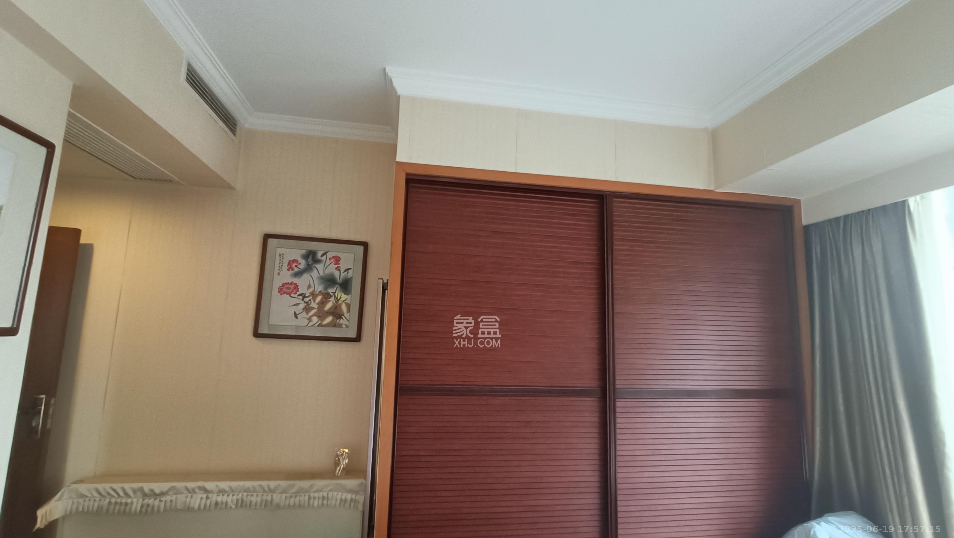 潇湘名城(新里程潇湘名城) 5室2厅2卫 3500.0元/月 潇湘名城(新里程潇湘名城) 5室2厅2卫 3500.0元/月室内图