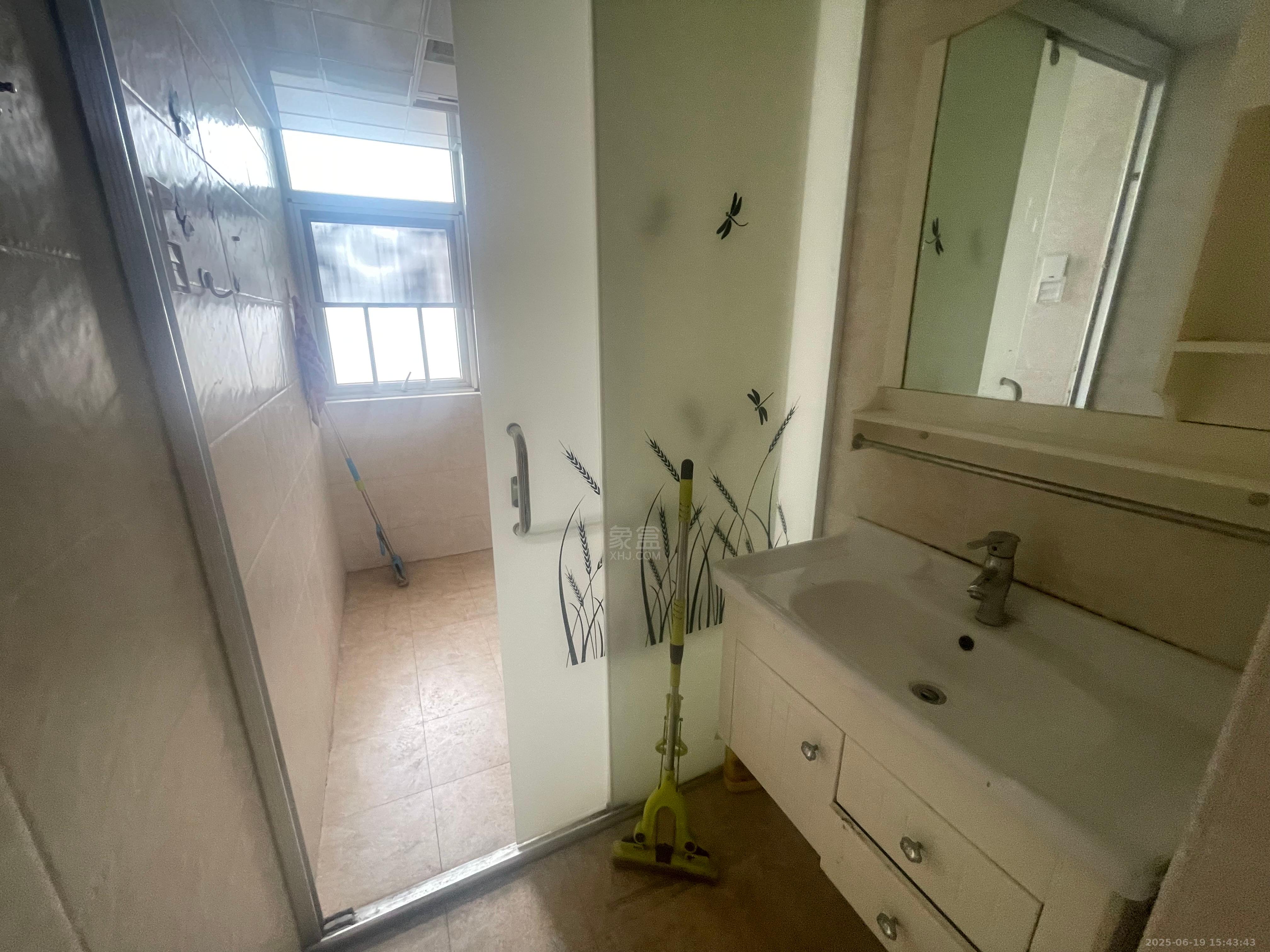 佳兆业金域天下三期 3室2厅1卫 2000.0元/月 佳兆业金域天下三期 3室2厅1卫 2000.0元/月室内图