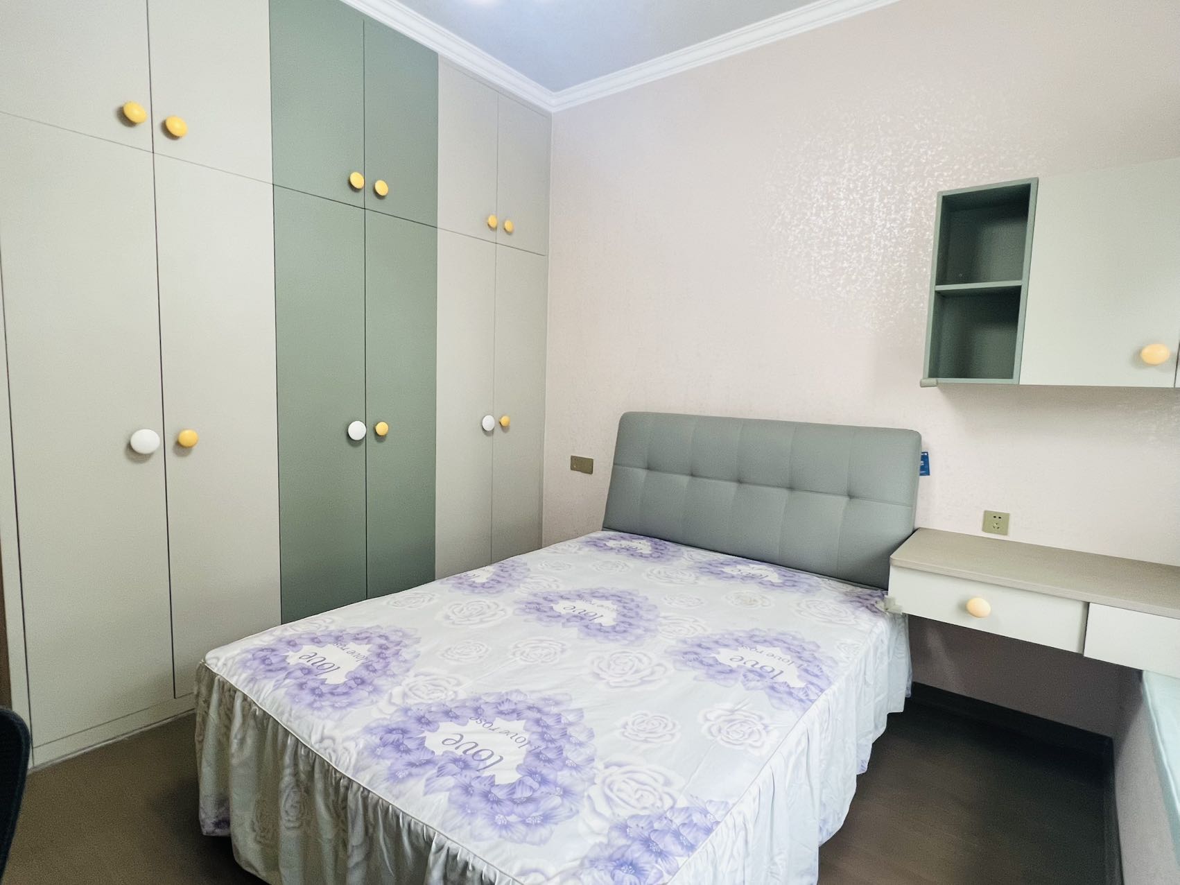 碧桂园 5室2厅3卫 210.0万 碧桂园 5室2厅3卫 210.0万室内图