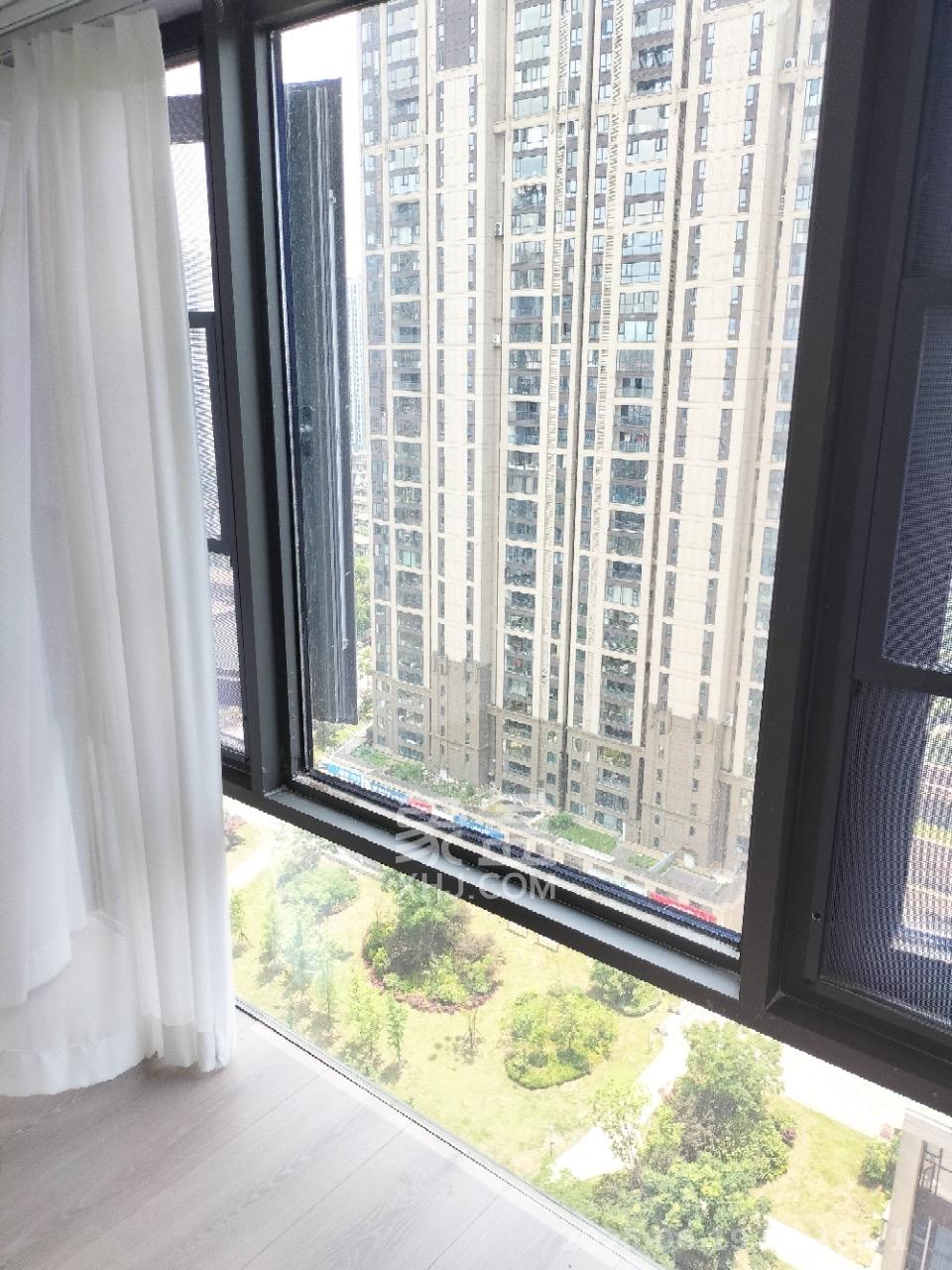 时代MOMA云PARK  2室1厅1卫   2400.00元/月室内图