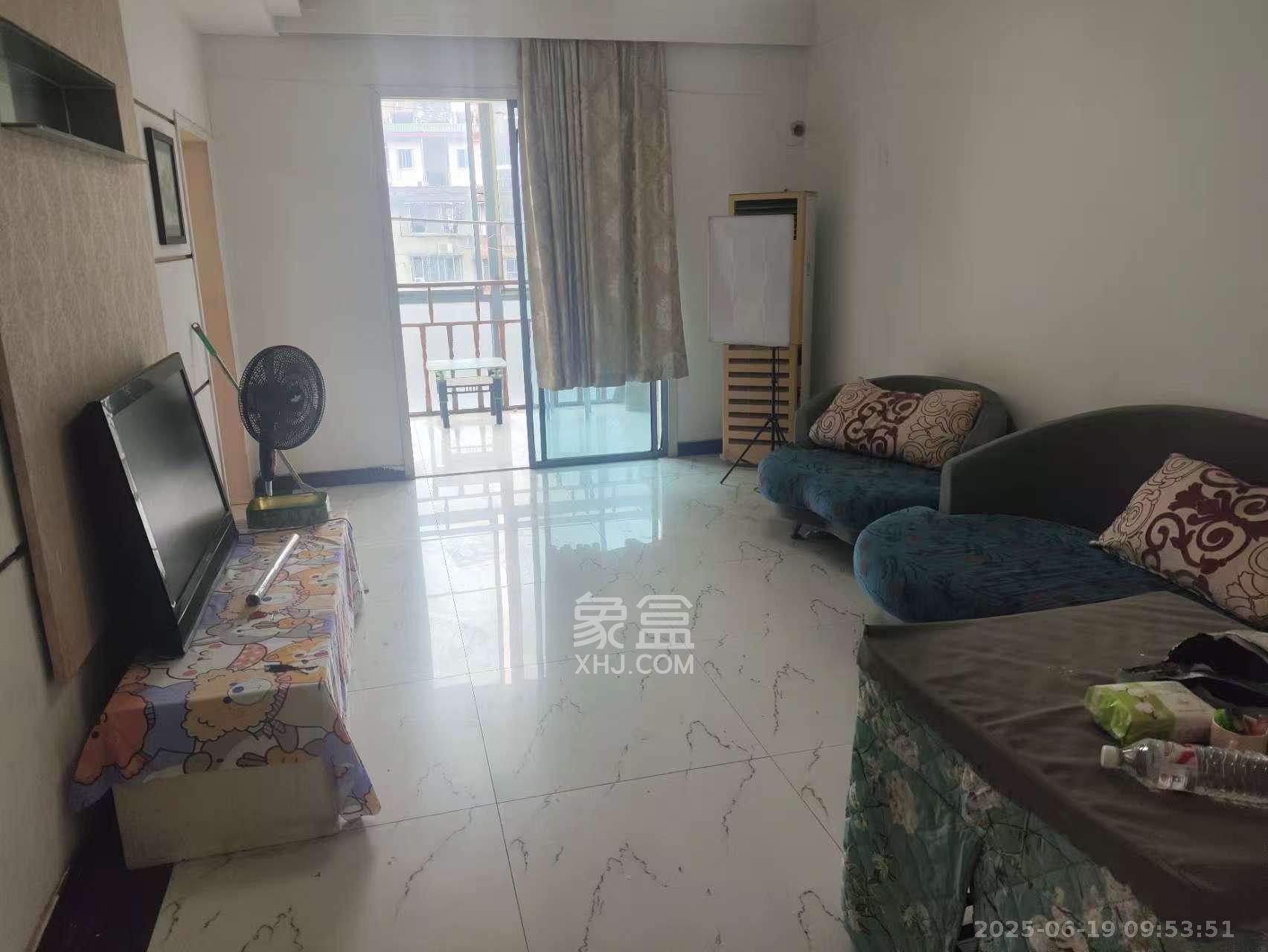 湘凯综合楼 1室0厅0卫 1600.0元/月 湘凯综合楼 1室0厅0卫 1600.0元/月室内图